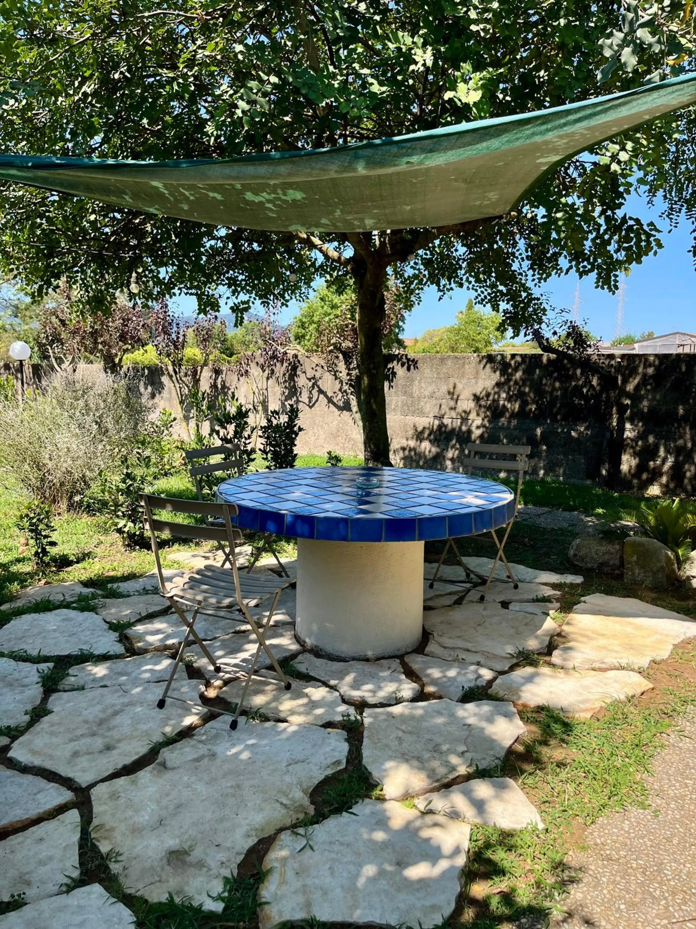 Day in I Lecci Guesthouse