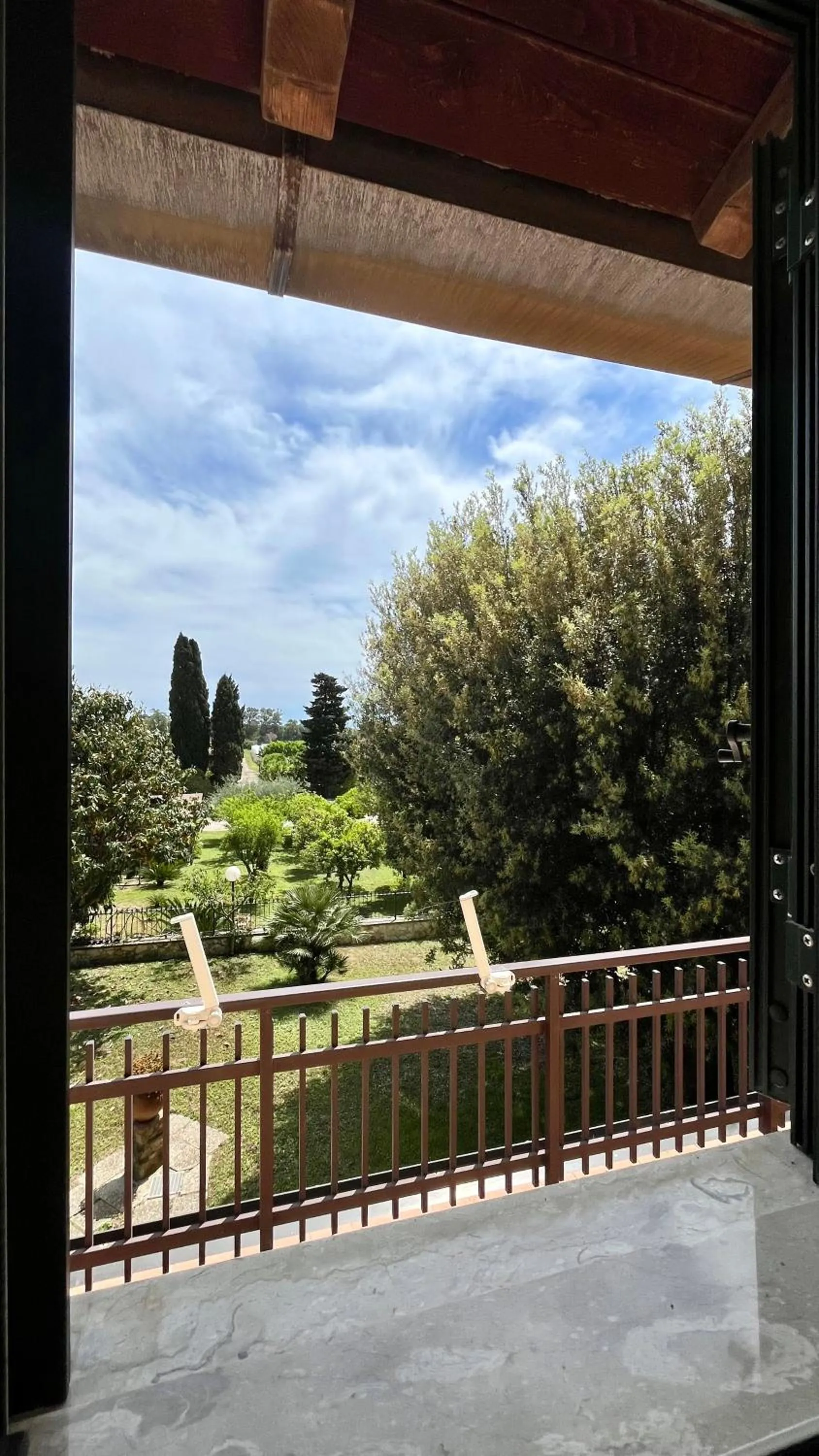 Natural landscape in I Lecci Guesthouse