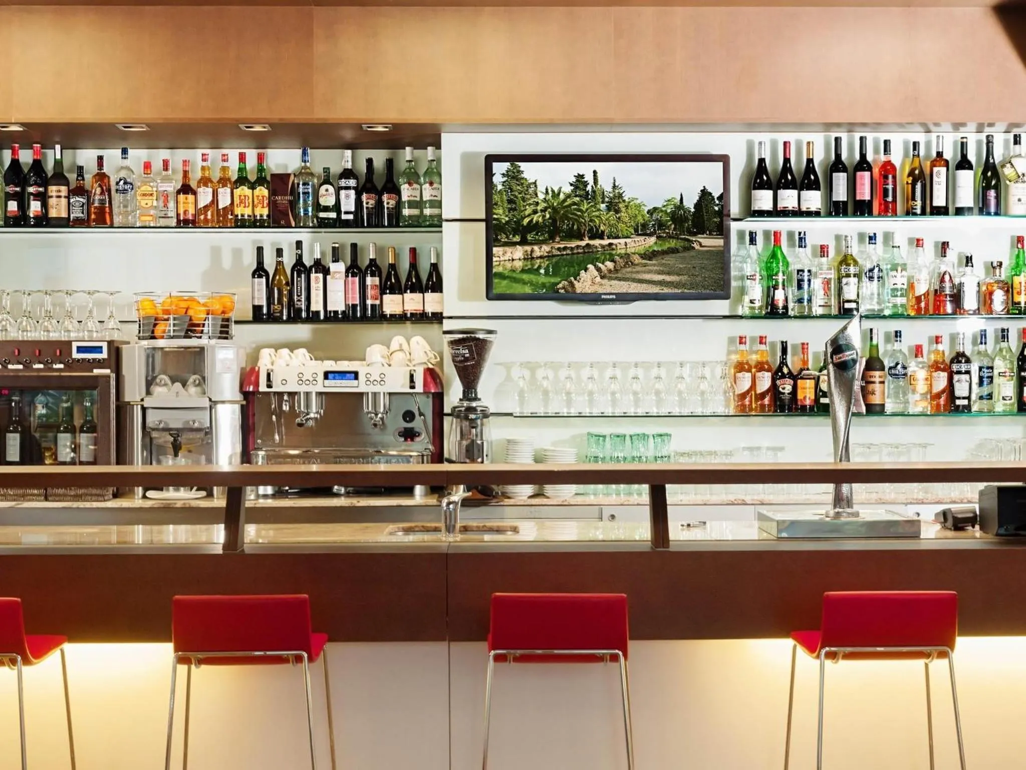 Lounge or bar in Ibis Budget Lleida