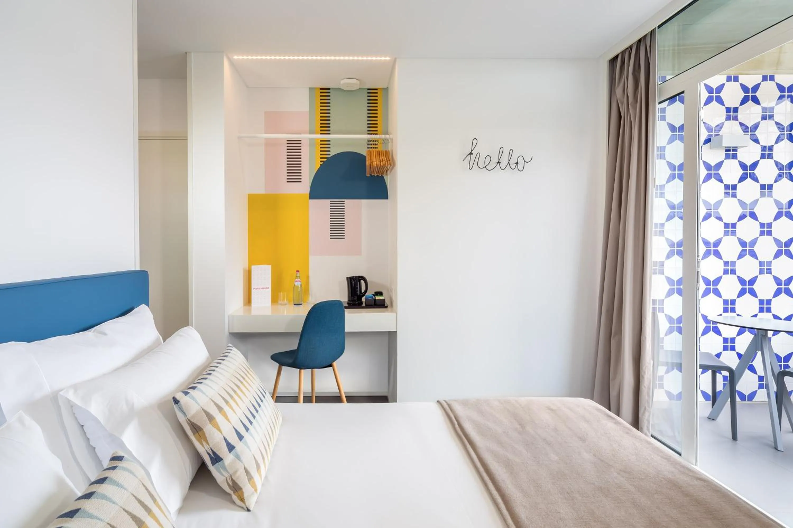 Photo of the whole room, Bed in Allegro Madeira - Adults Only