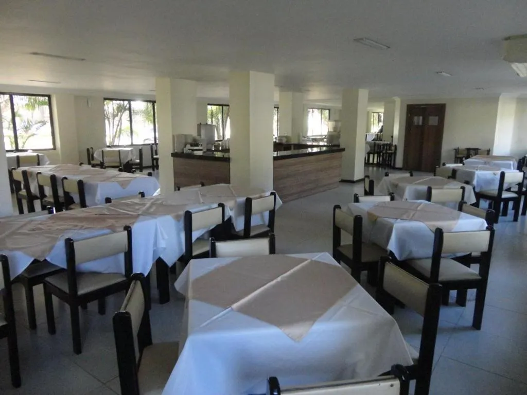 Restaurant/places to eat in Solar das Mangueiras