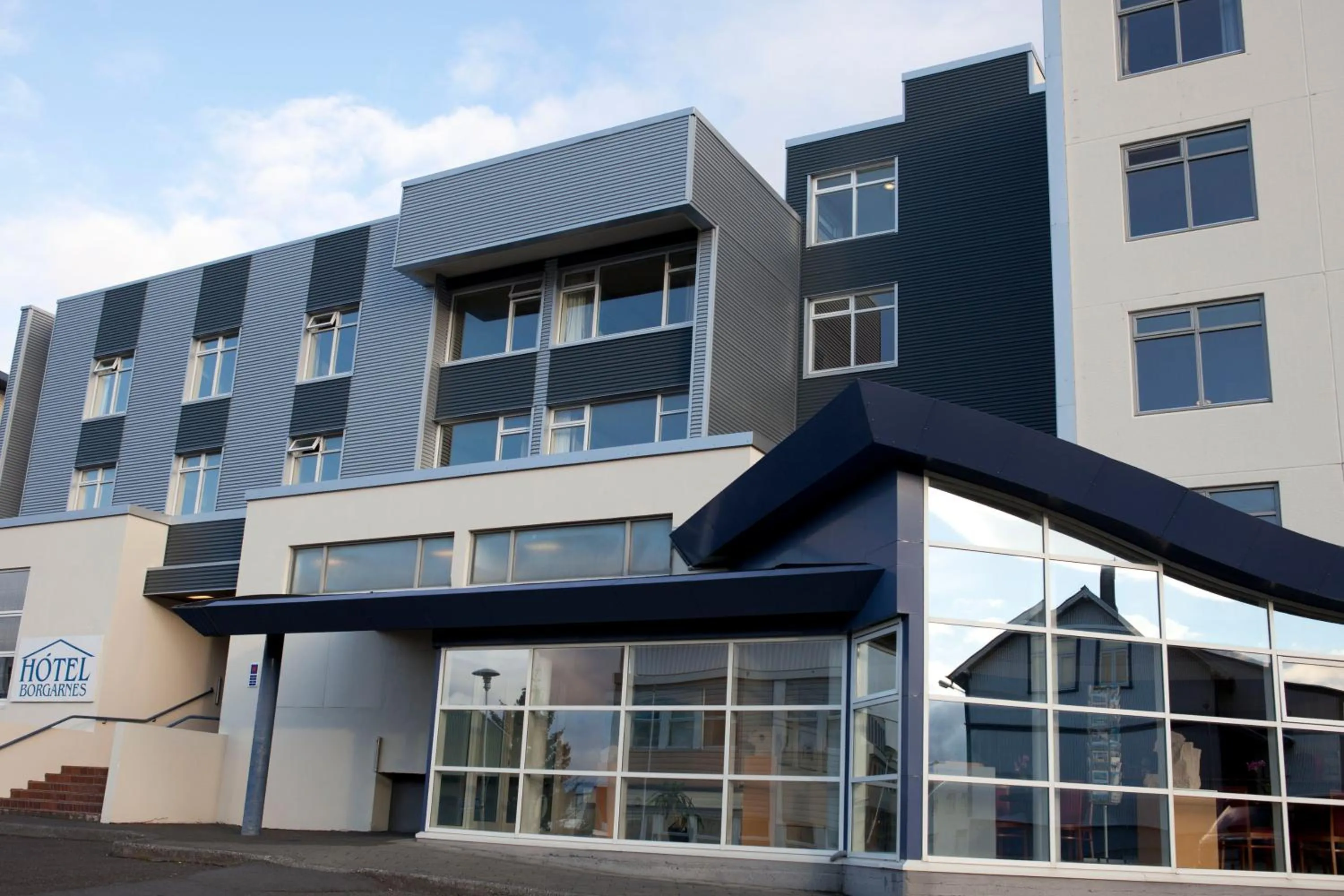 Facade/entrance in Hótel Borgarnes