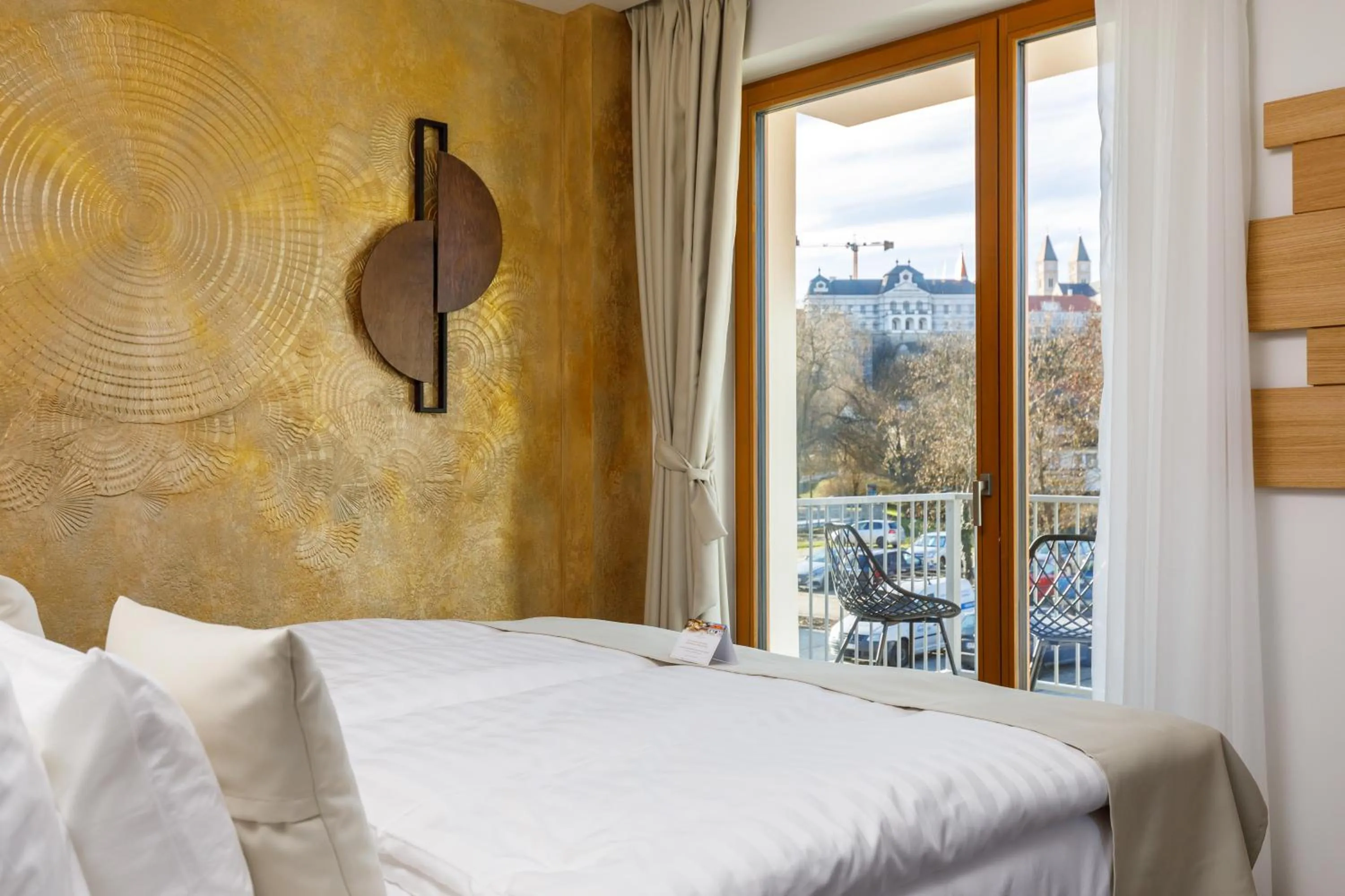 Bed in Hotel Historia Malomkert