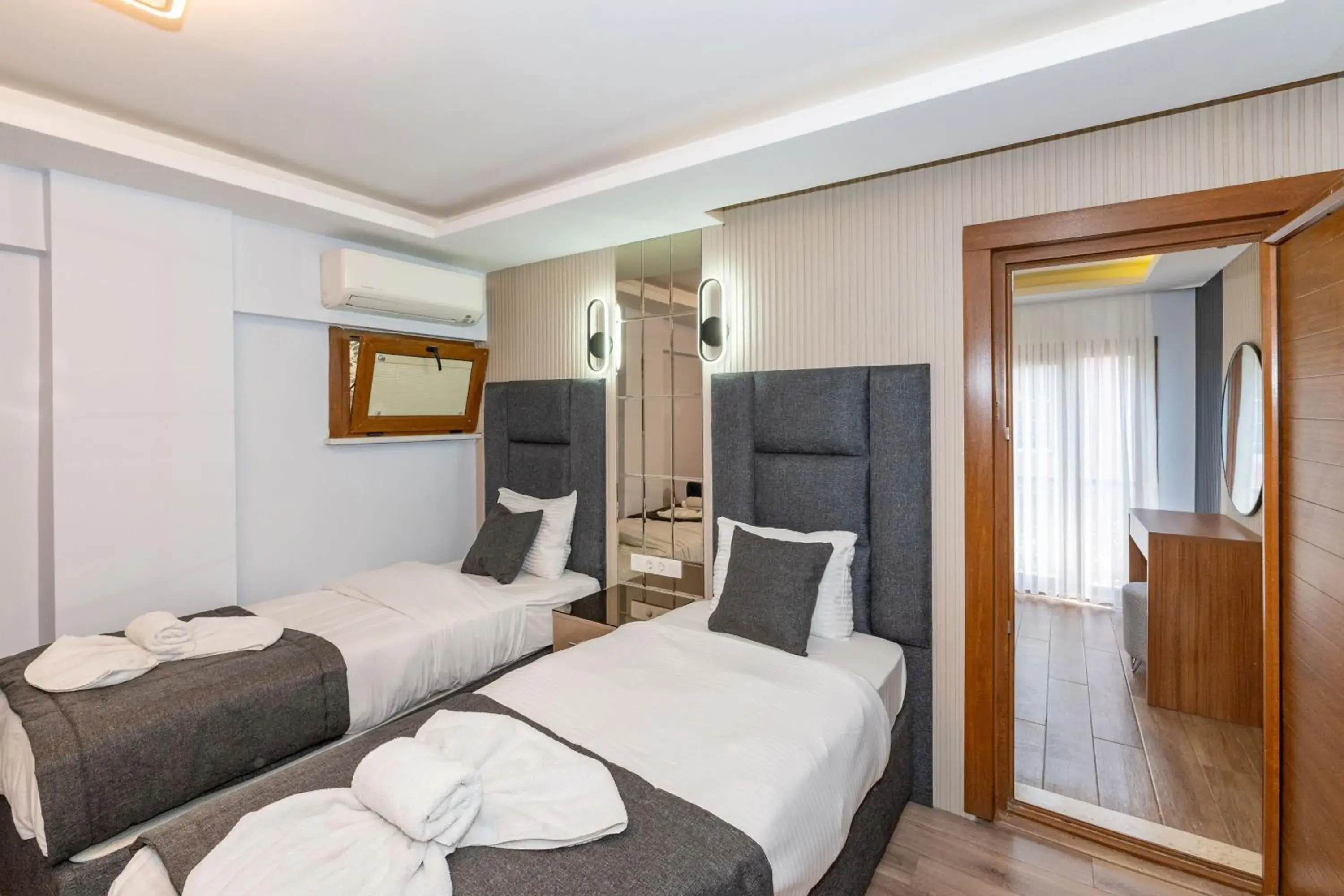 Deluxe King Suite in T-Square Residence Deluxe King Suite in T-Square Residence