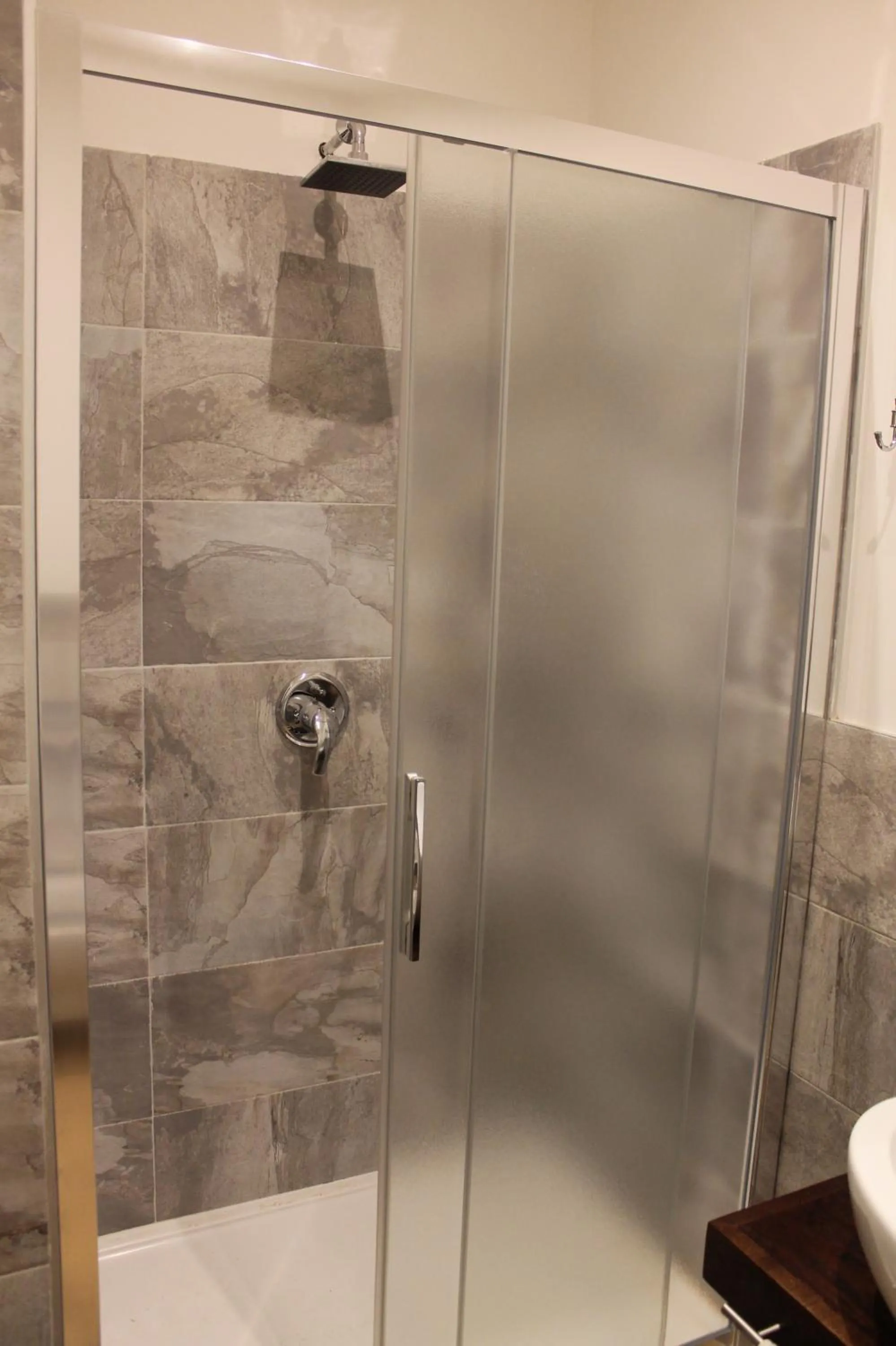 Shower in B&B Fine Venice