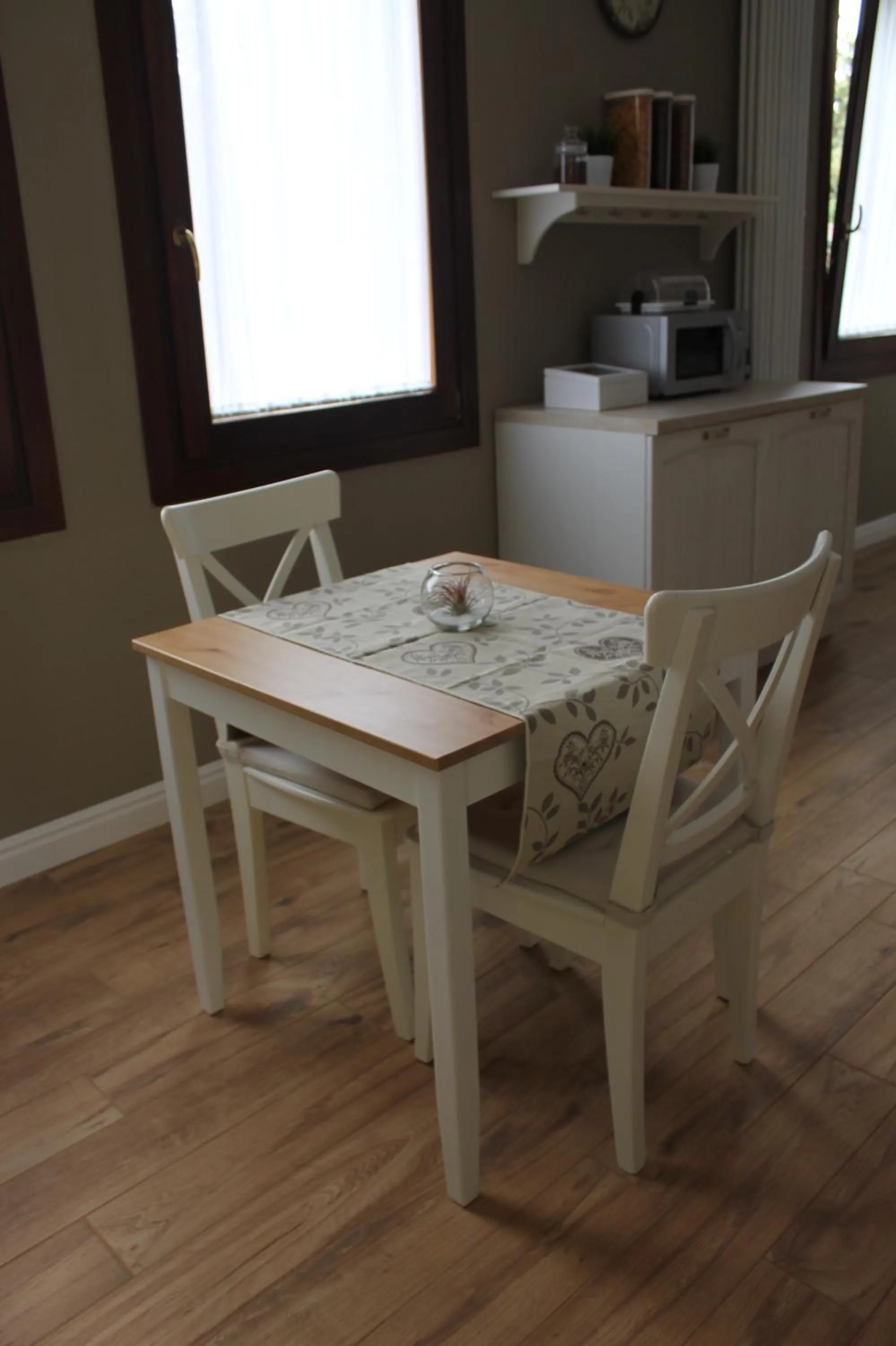 Communal kitchen in B&B Fine Venice