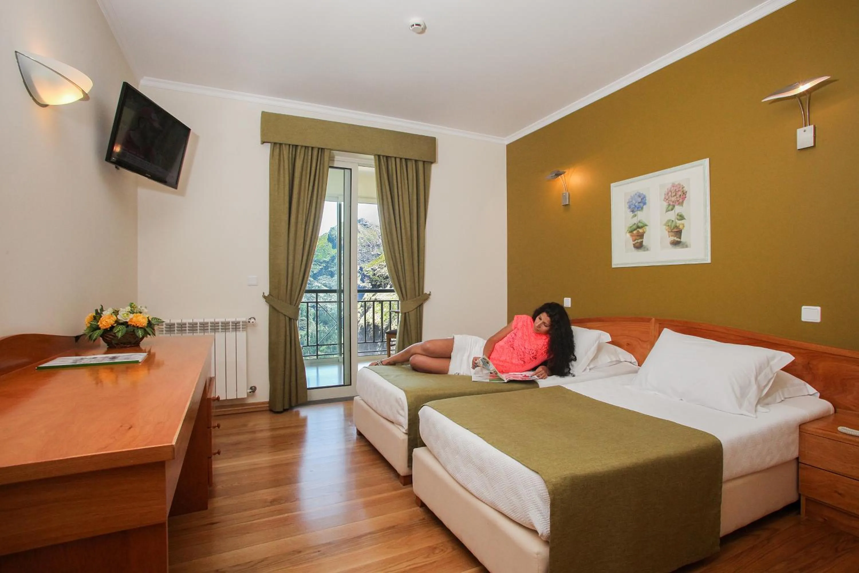 Bedroom, Bed in Eira do Serrado - Hotel & Spa