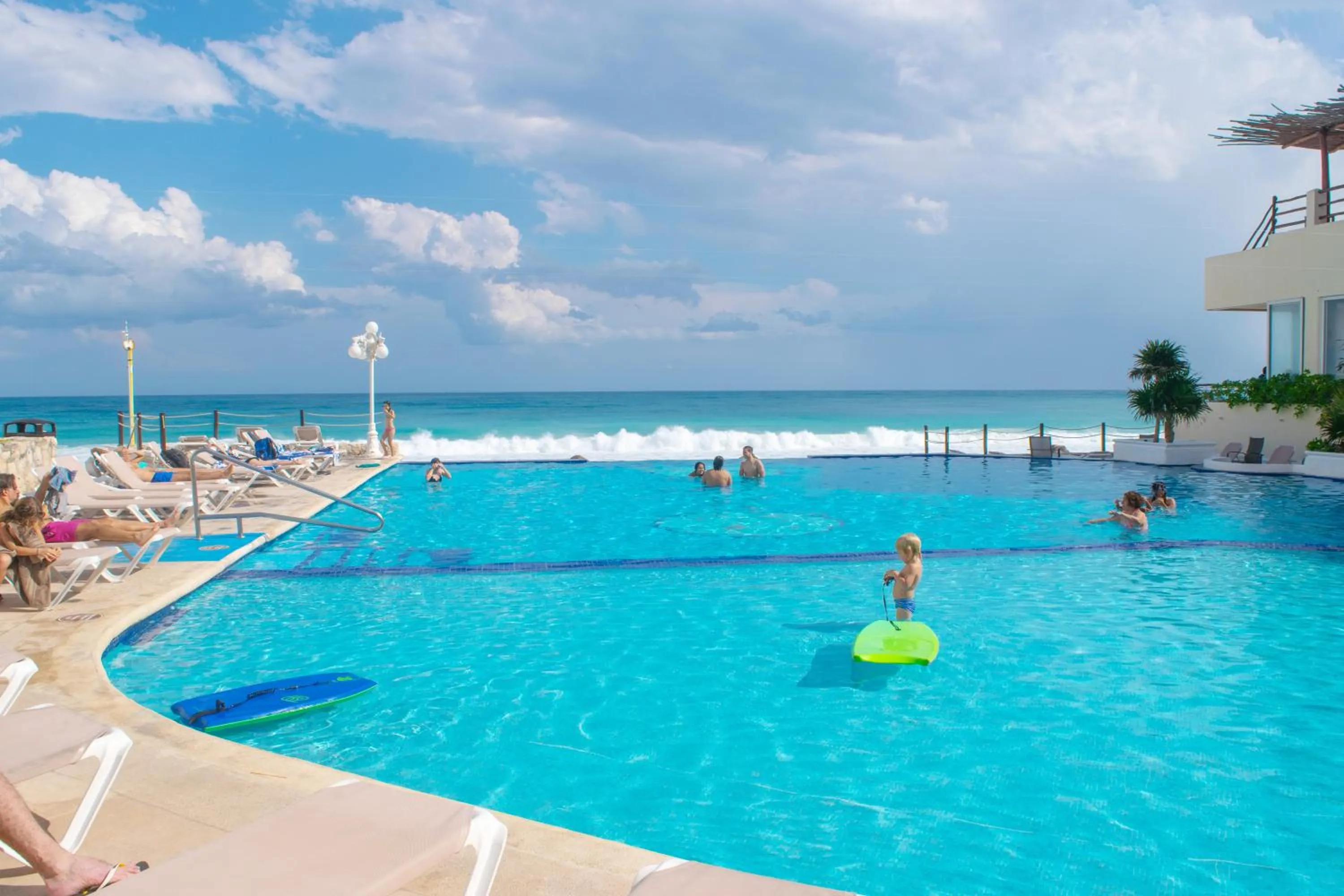 Pool view in BSEA Cancun Plaza Hotel