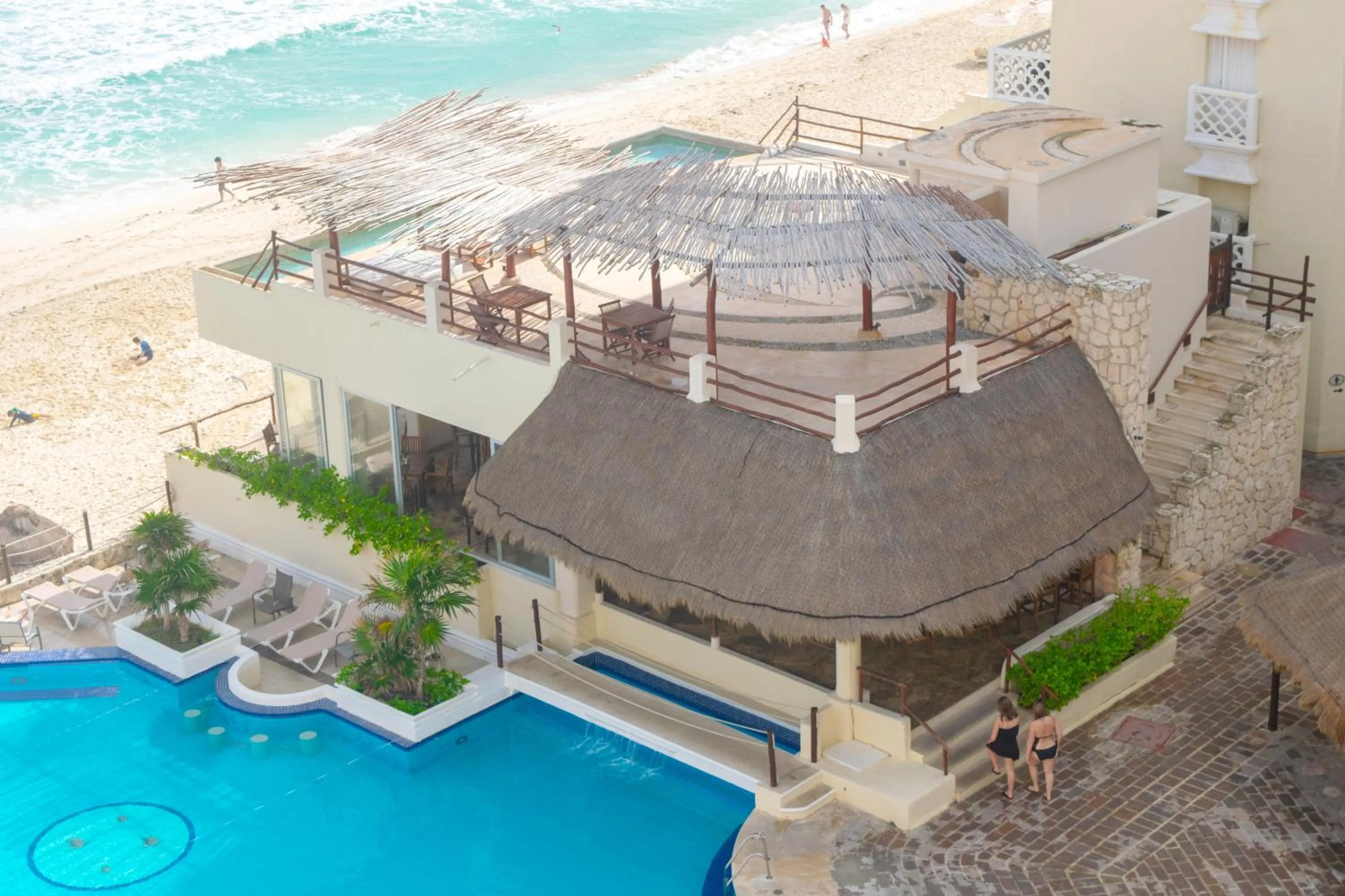 Bird's eye view in BSEA Cancun Plaza Hotel
