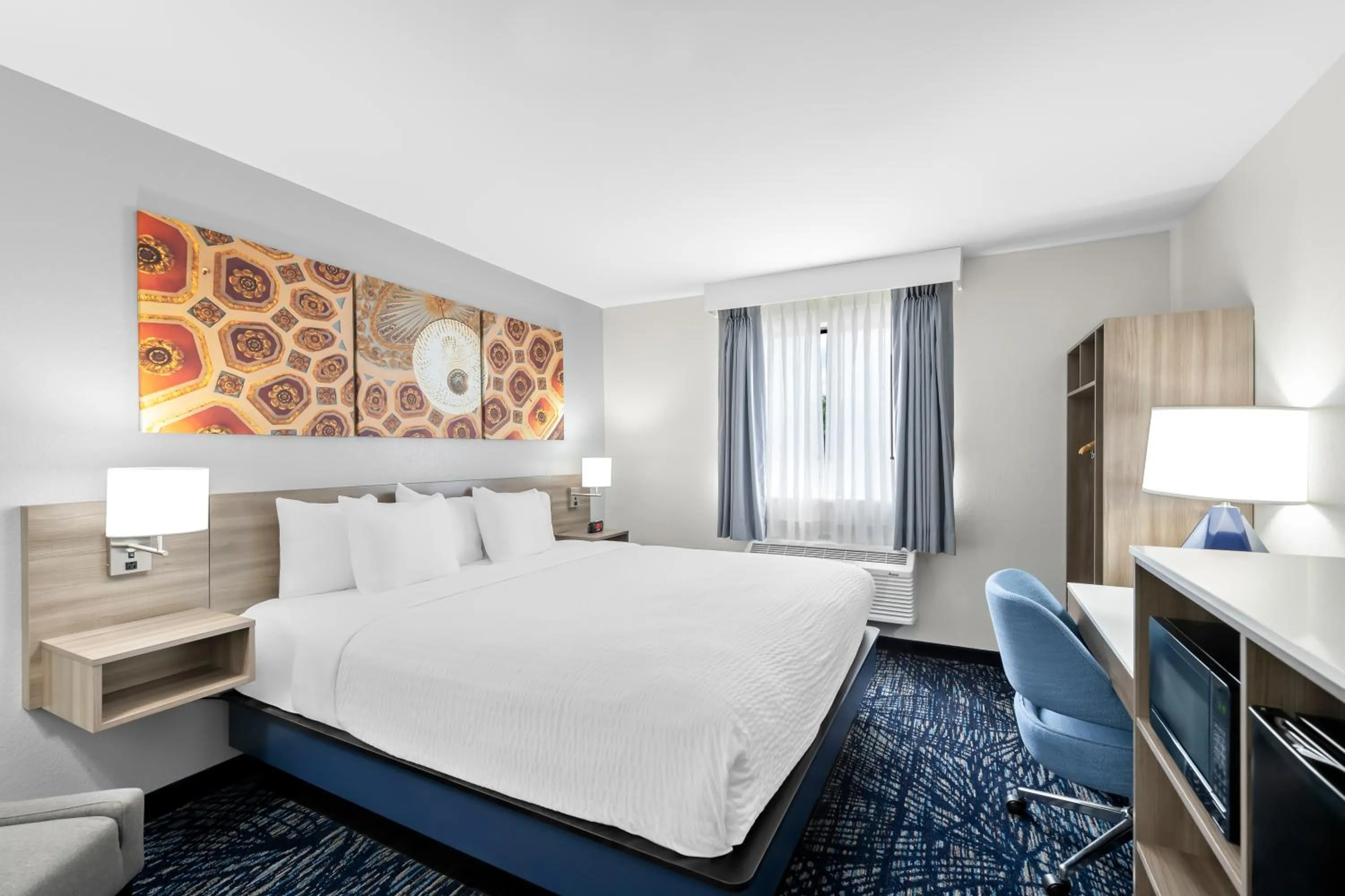 Bed in Clarion Pointe