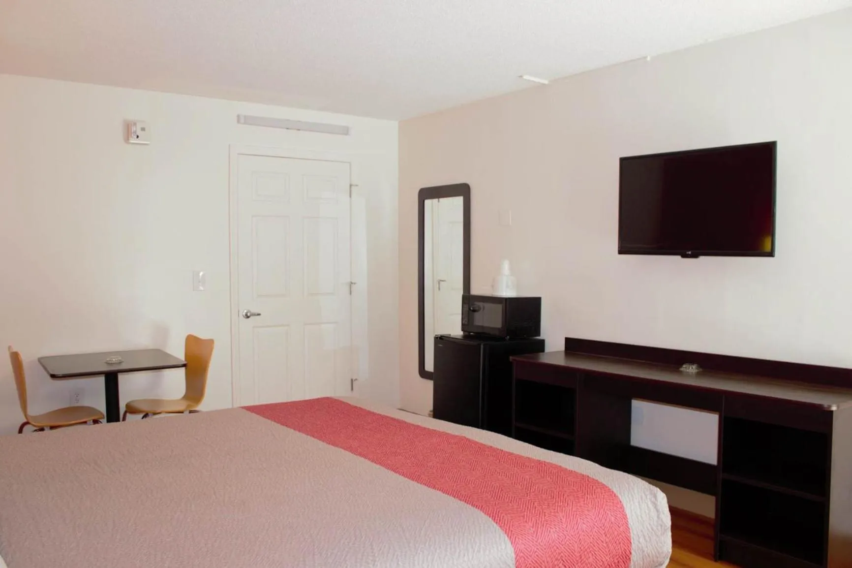 Bed in Motel 6-Cleveland, TN