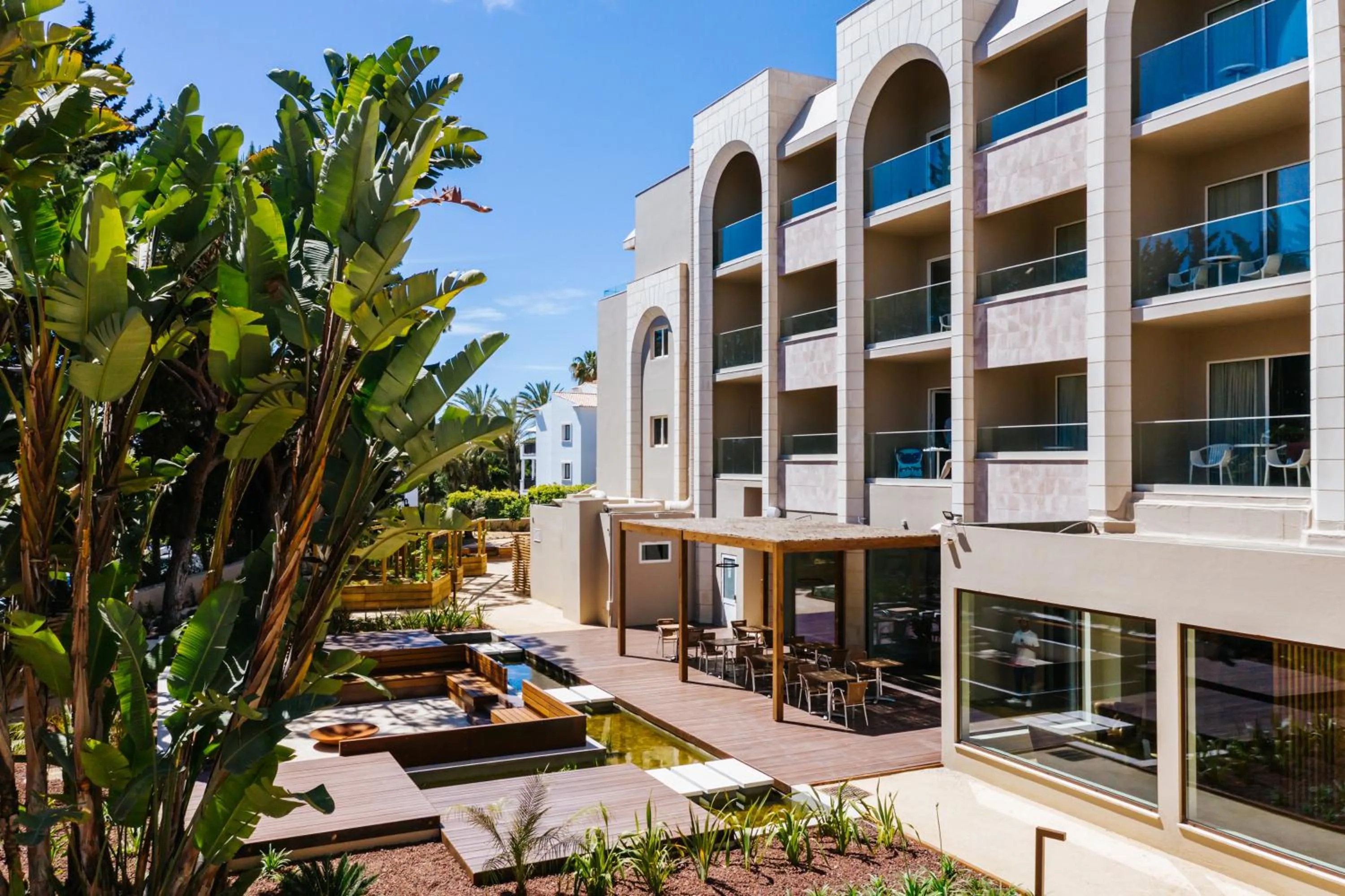 Garden in Falésia Hotel - Adults Only