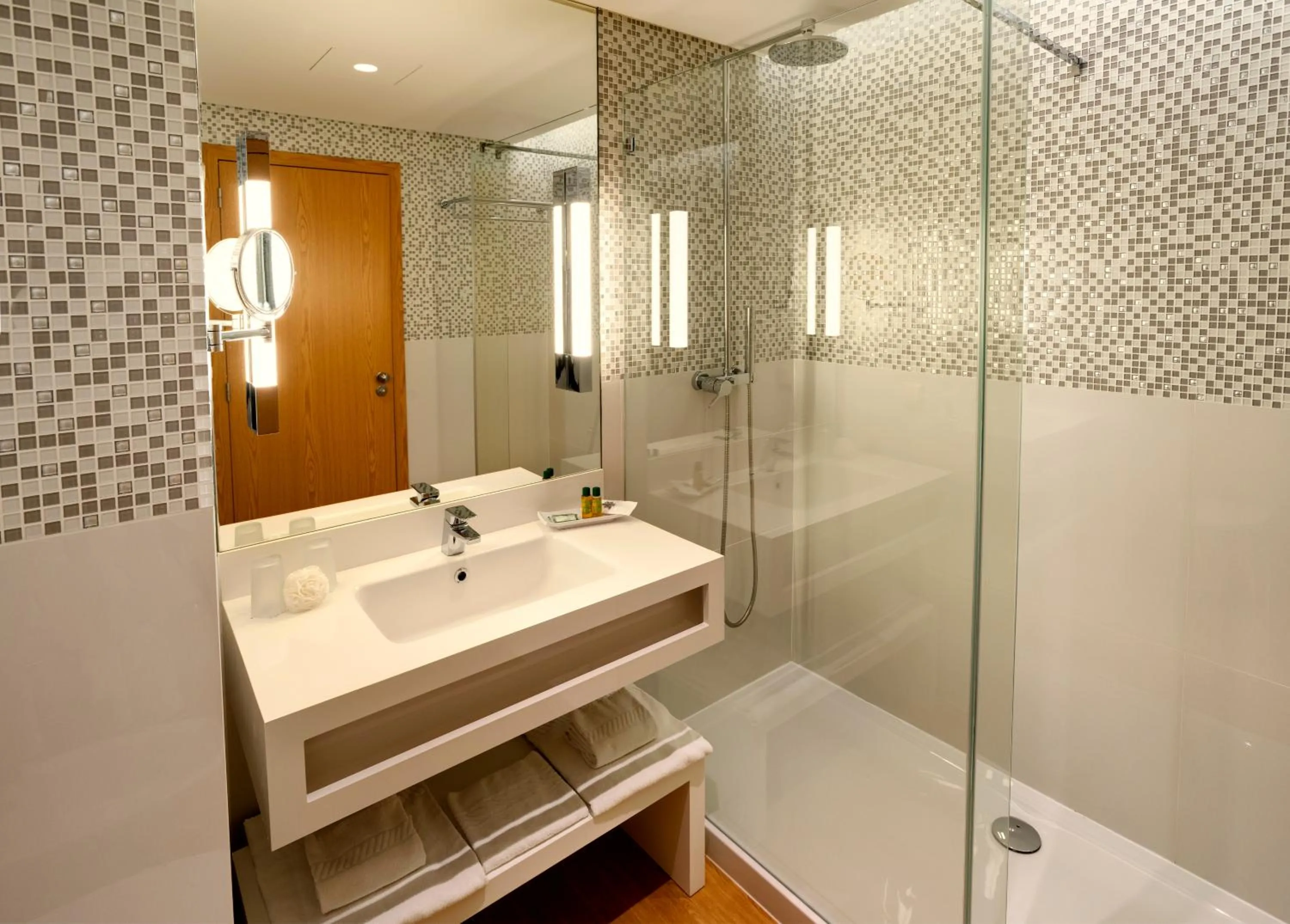 Bathroom in Falésia Hotel - Adults Only