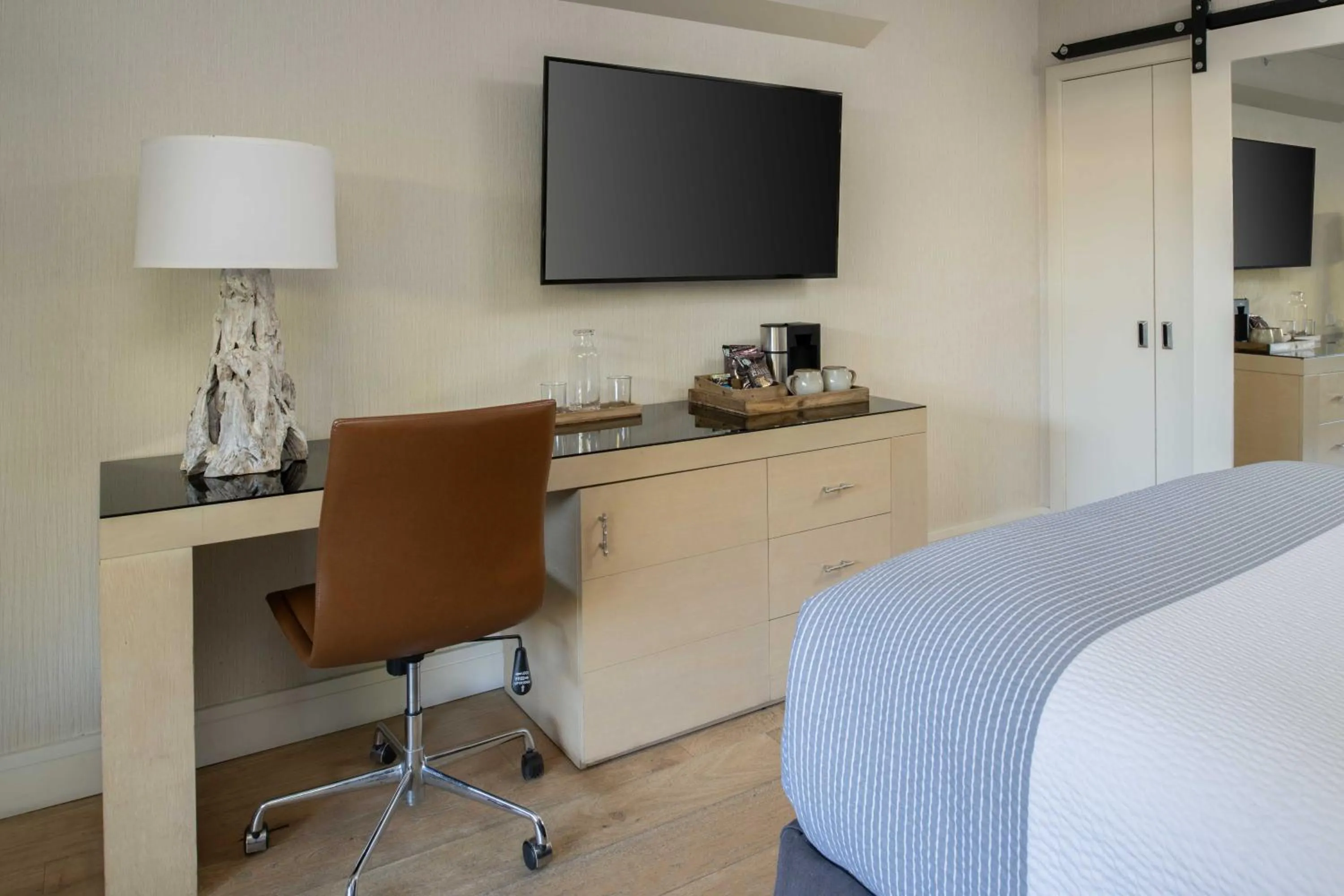 Bed in Hotel Paradox, Autograph Collection