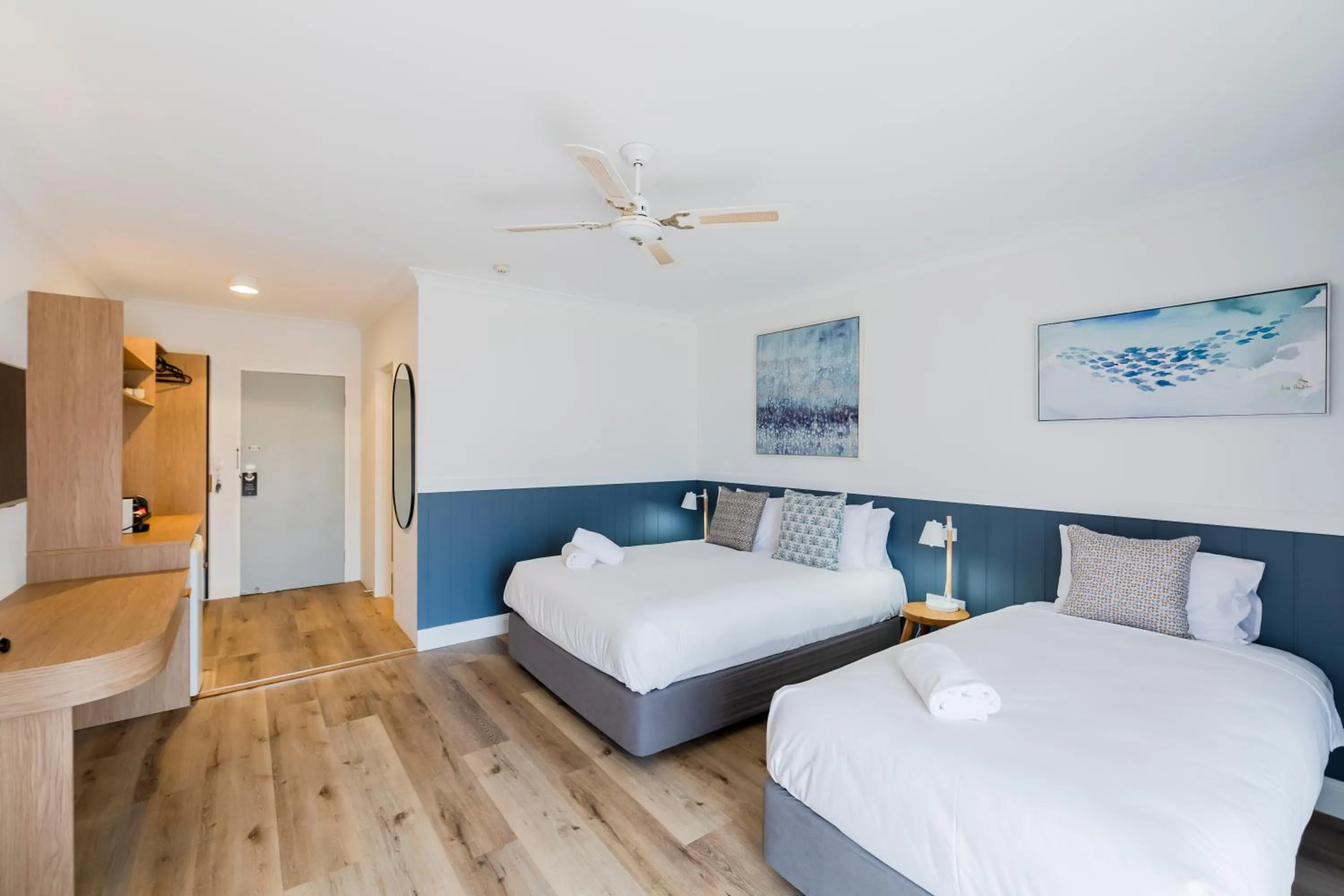 Photo of the whole room, Bed in The Quarters, an Ascend Collection Hotel