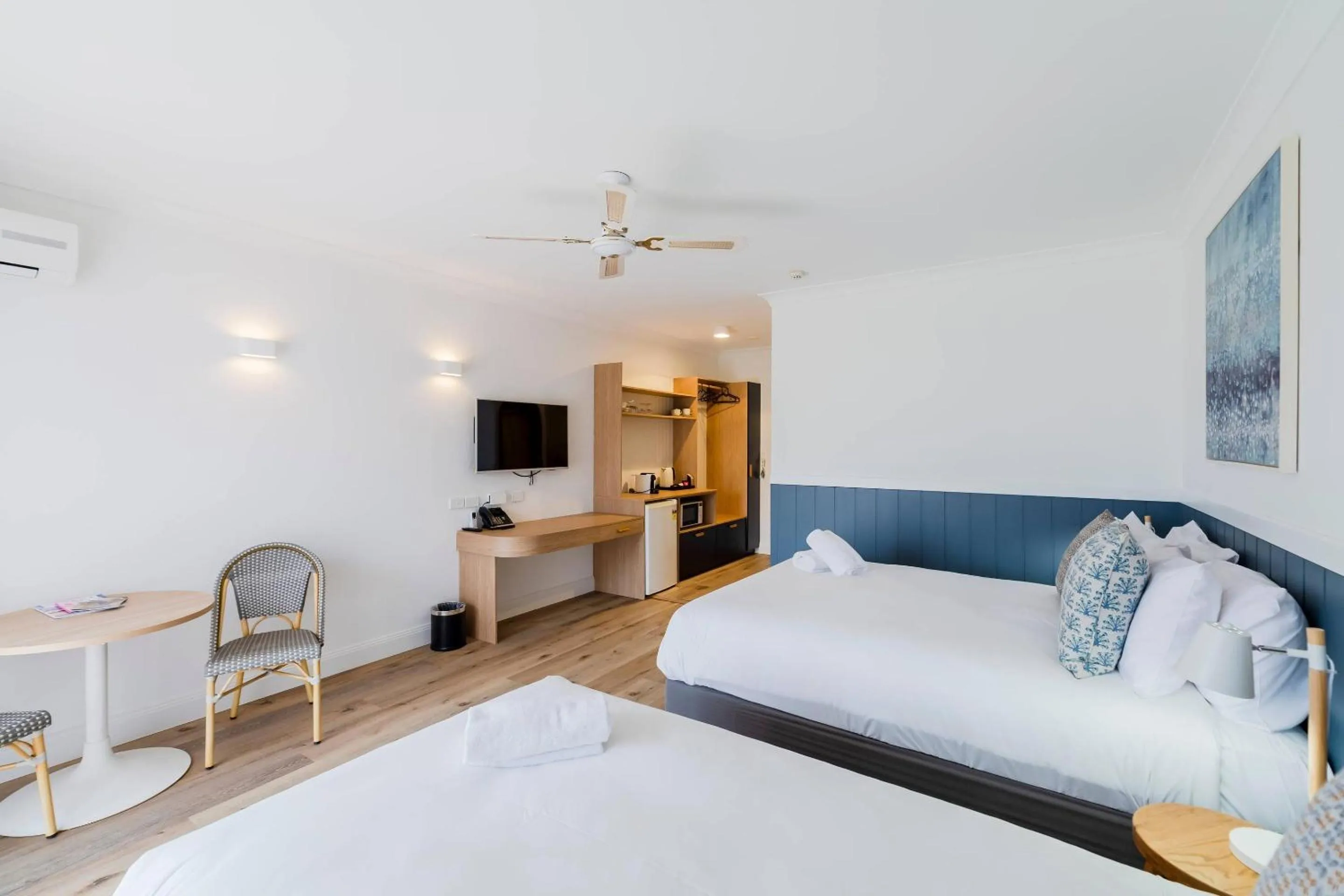 Bedroom, Bed in The Quarters, an Ascend Collection Hotel