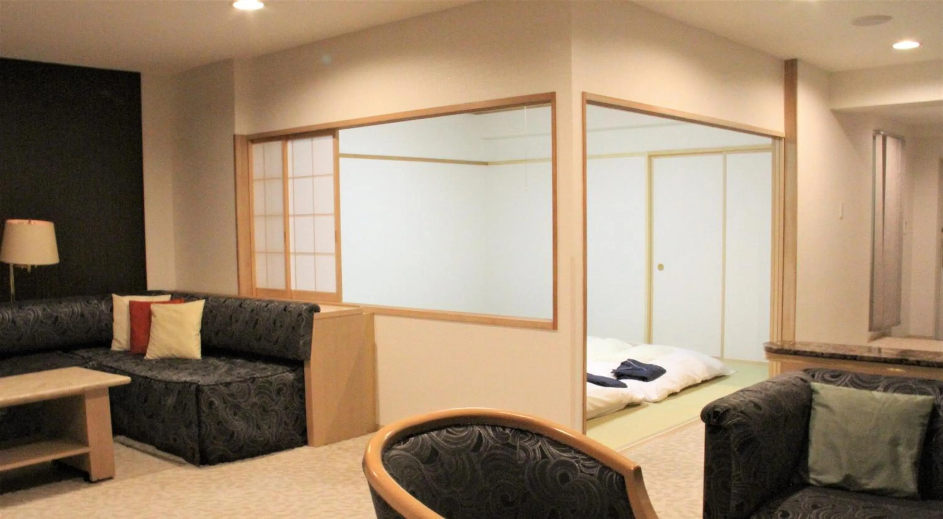 Photo of the whole room in Hotel Cypress Karuizawa