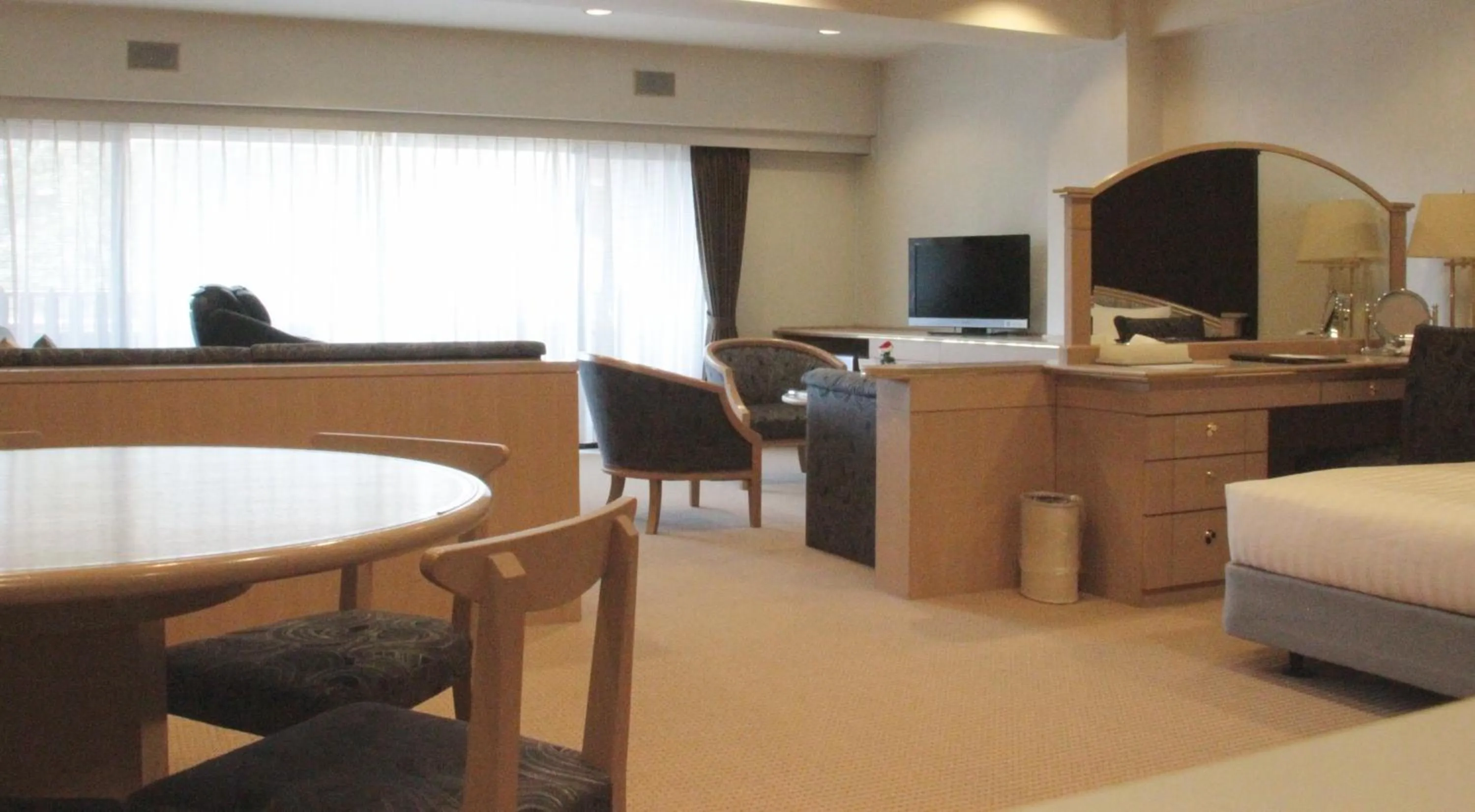 Photo of the whole room in Hotel Cypress Karuizawa