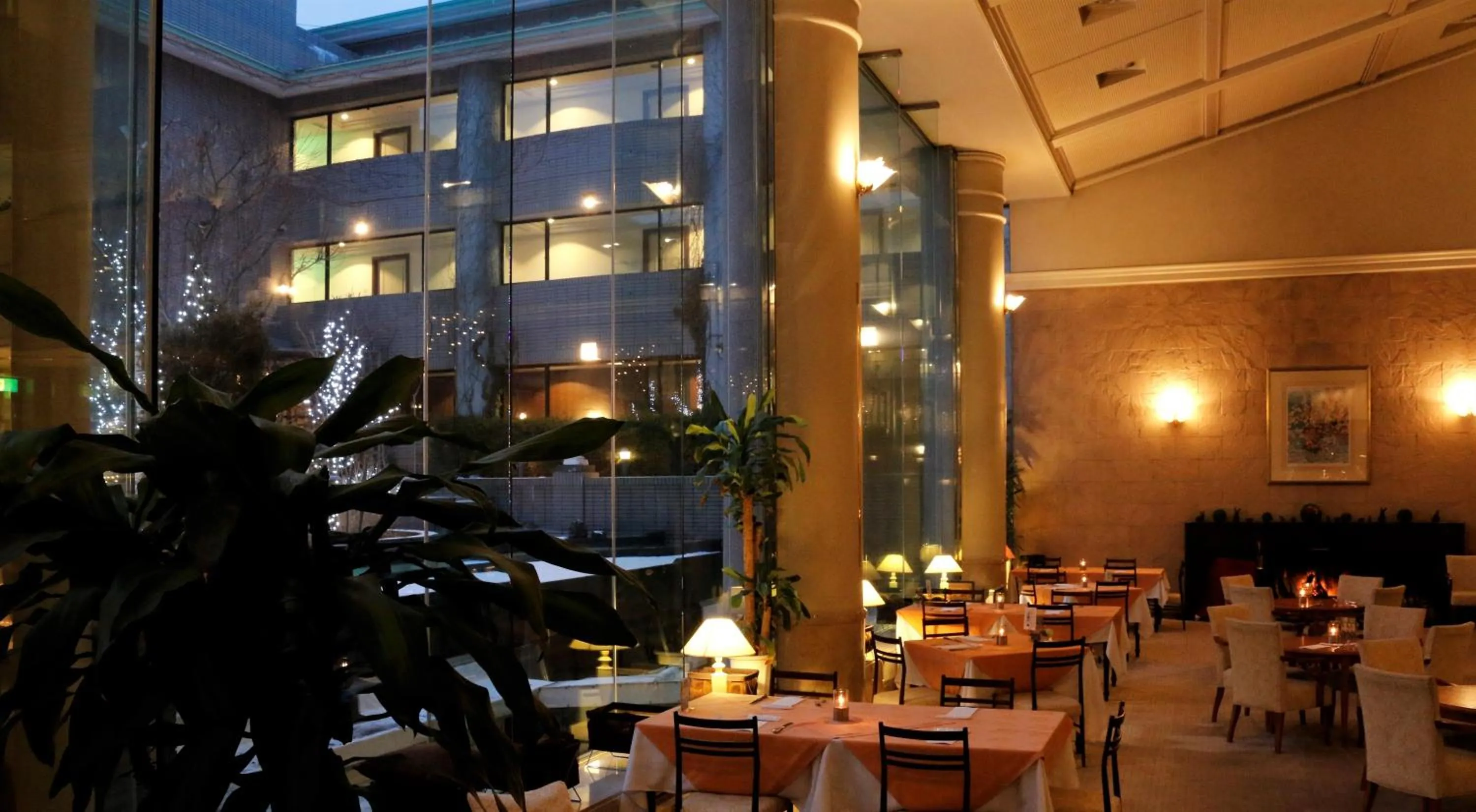 Communal lounge/ TV room in Hotel Cypress Karuizawa