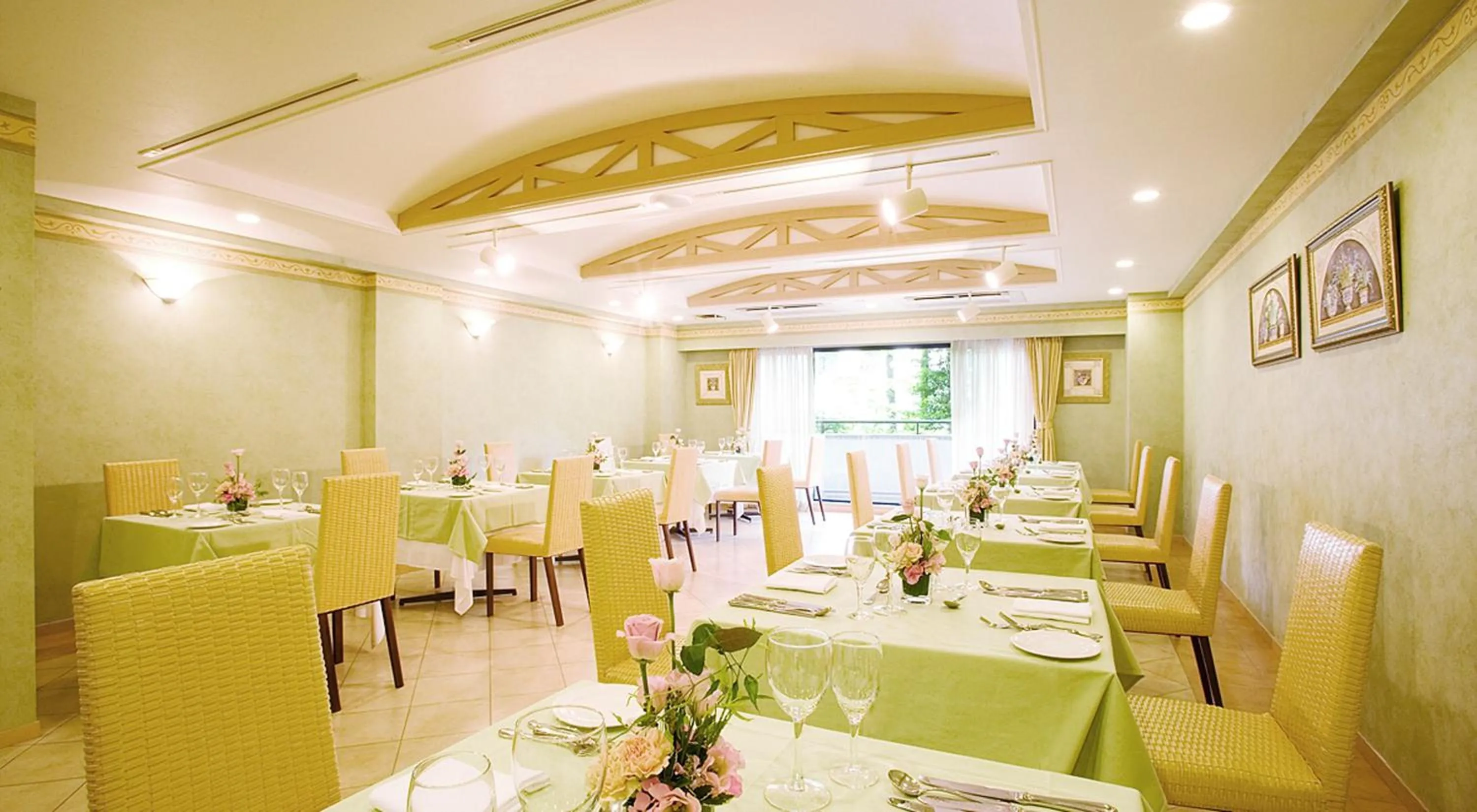 Restaurant/places to eat in Hotel Cypress Karuizawa