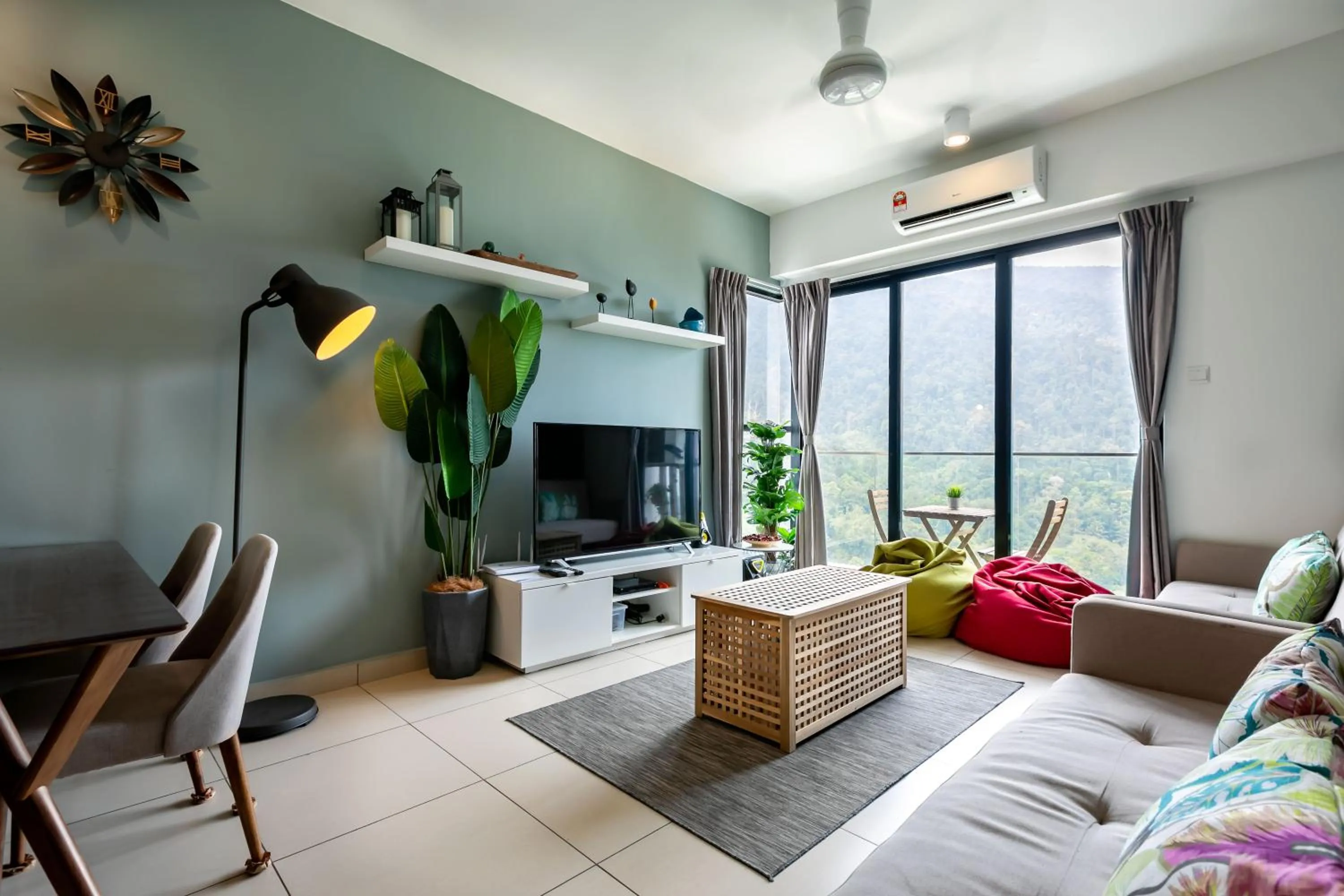 Communal lounge/ TV room in The Tropic@Midhill Genting (Free Wi-Fi)