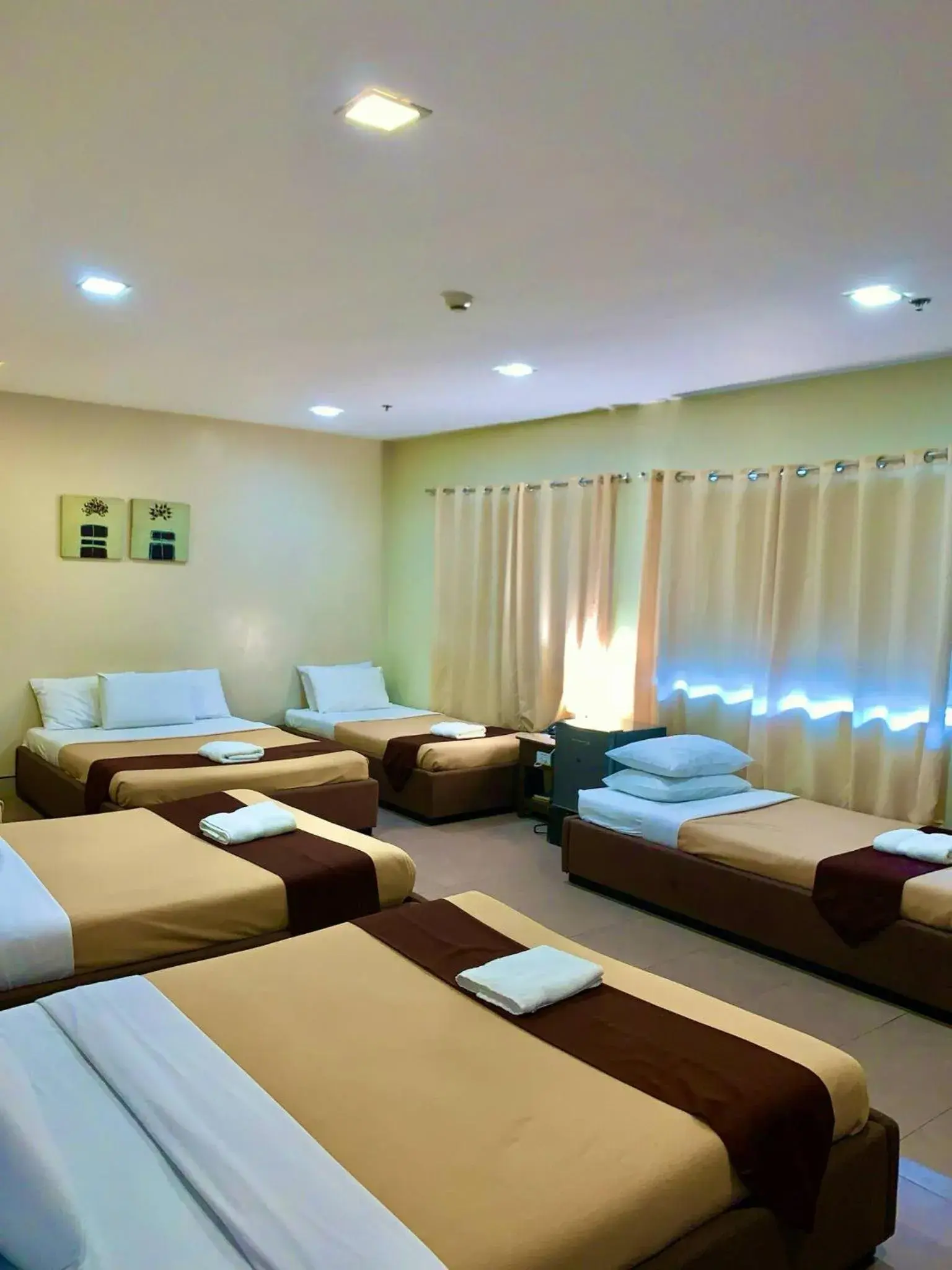 Barkada Room in Grande Vista Hotel Barkada Room in Grande Vista Hotel