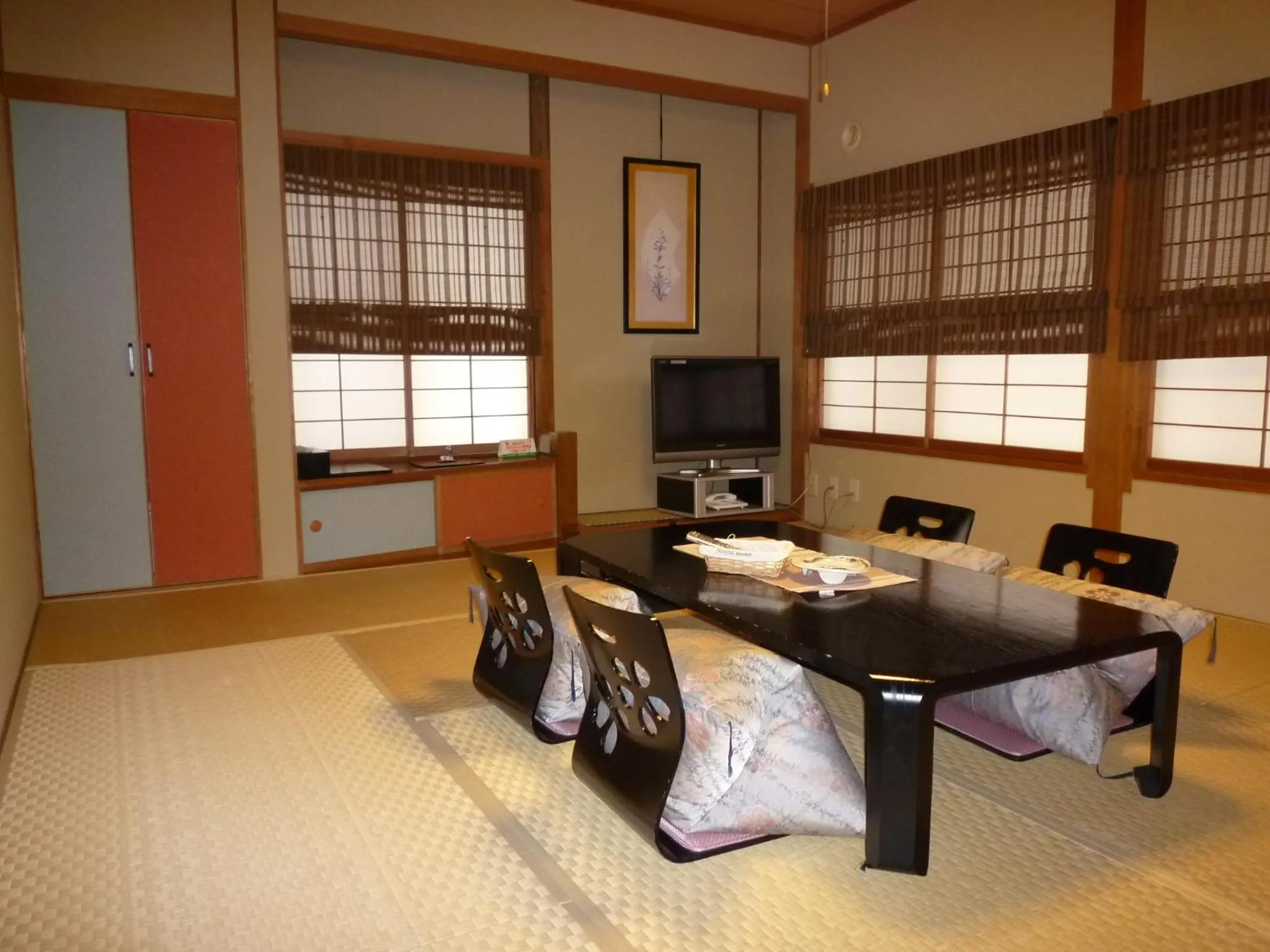 Photo of the whole room in Yudanaka Tawaraya Ryokan