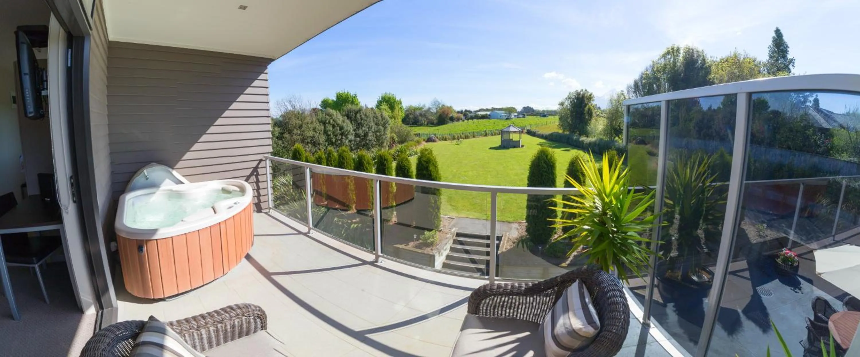 Patio in Amity Motel