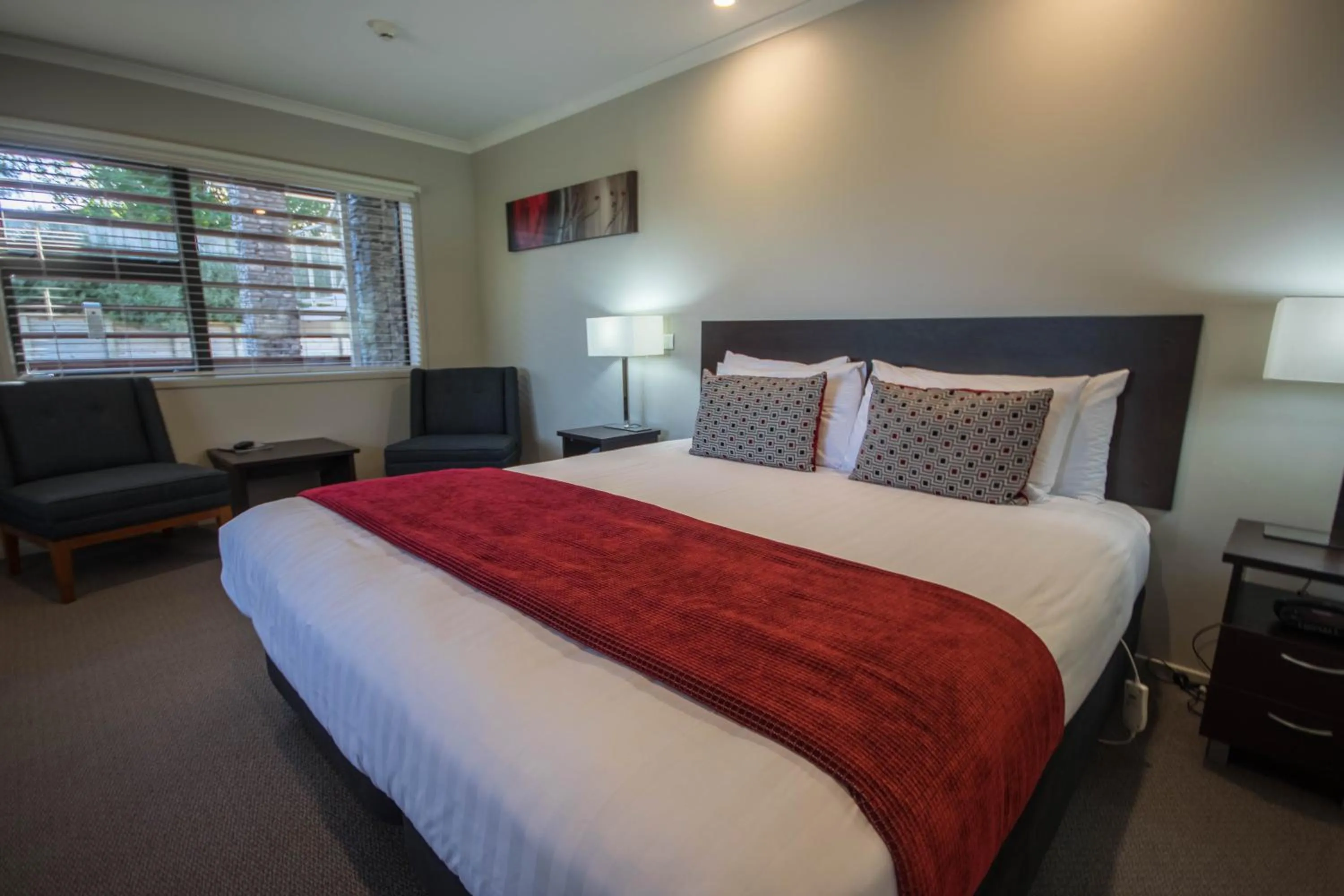 Bedroom, Bed in Amity Motel