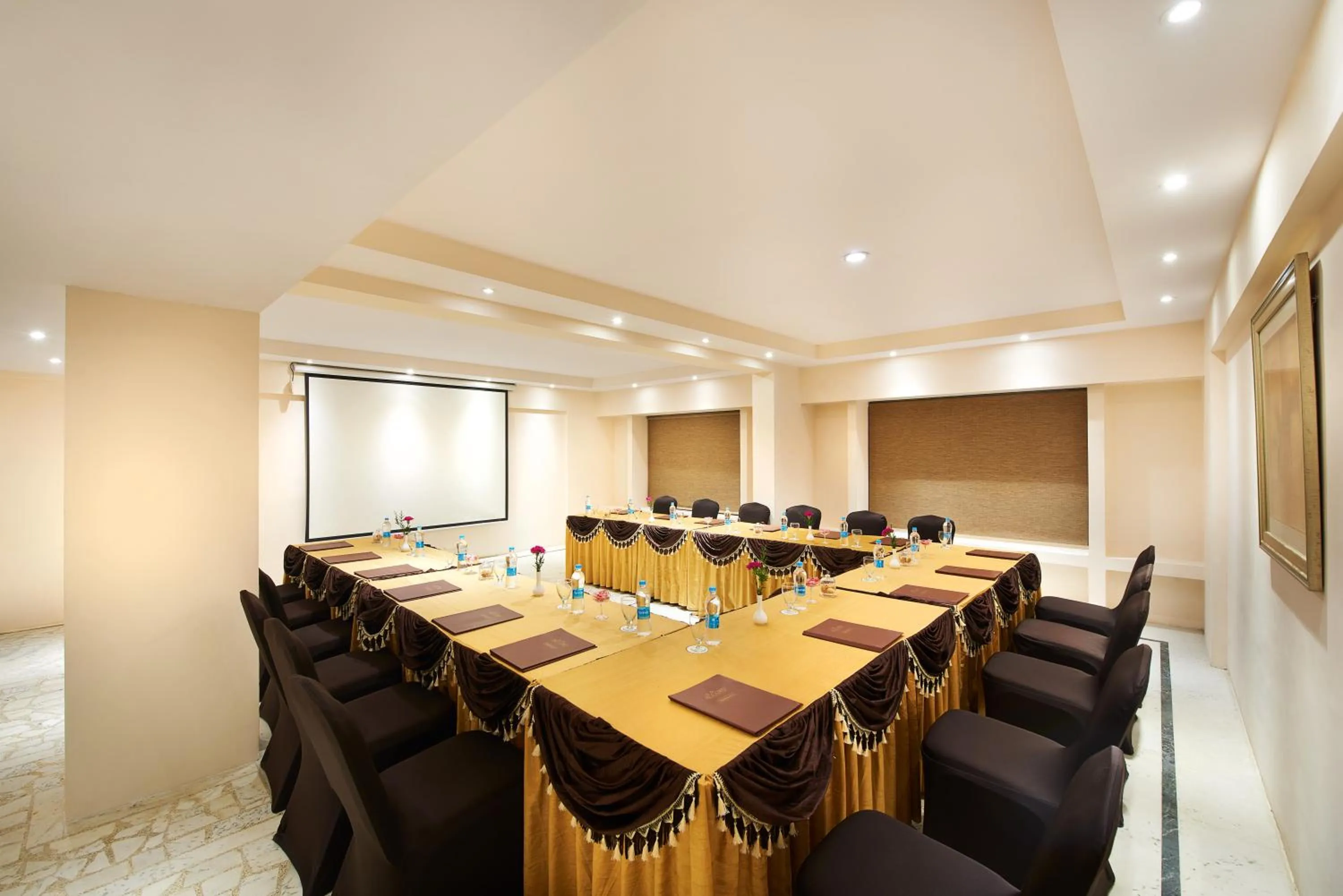 Meeting/conference room in Accord Highland Hotel Ooty