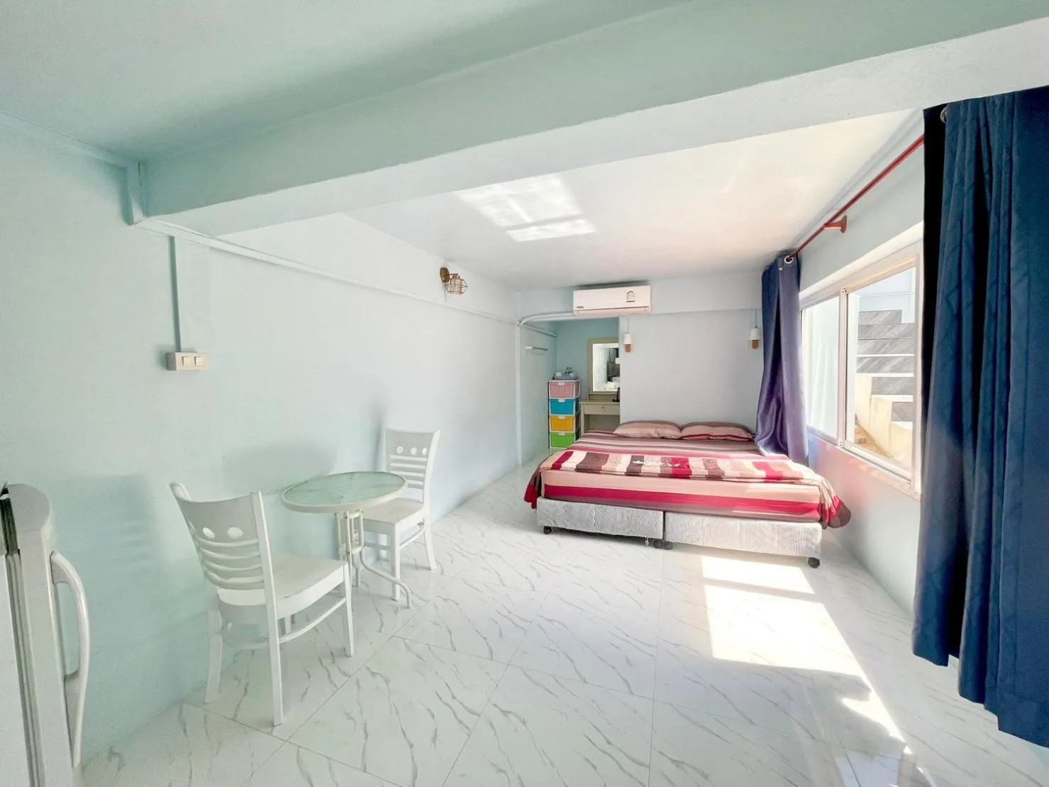 Bed in Naiharn On The Rock Resort Phuket