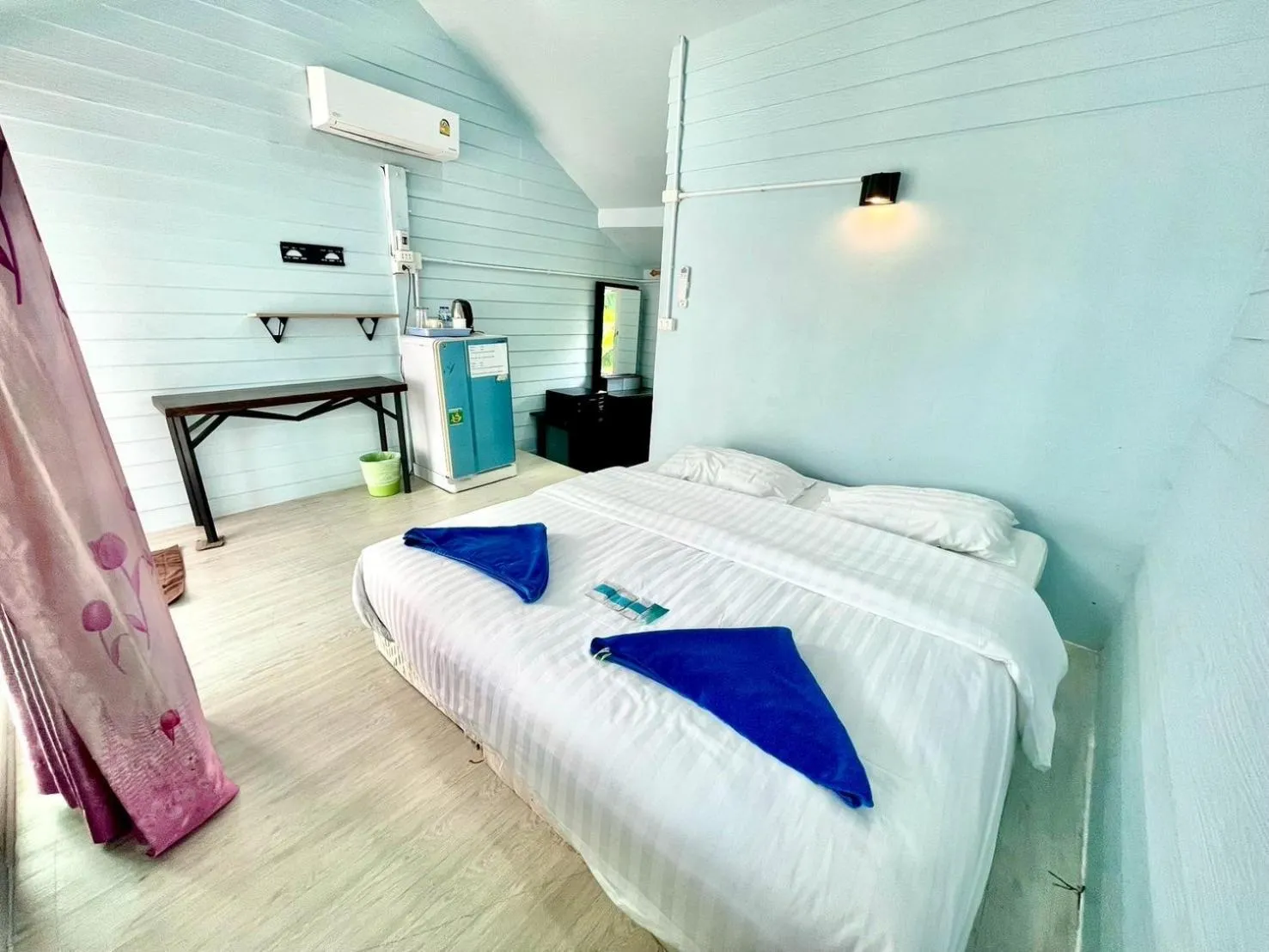 Bed in Naiharn On The Rock Resort Phuket