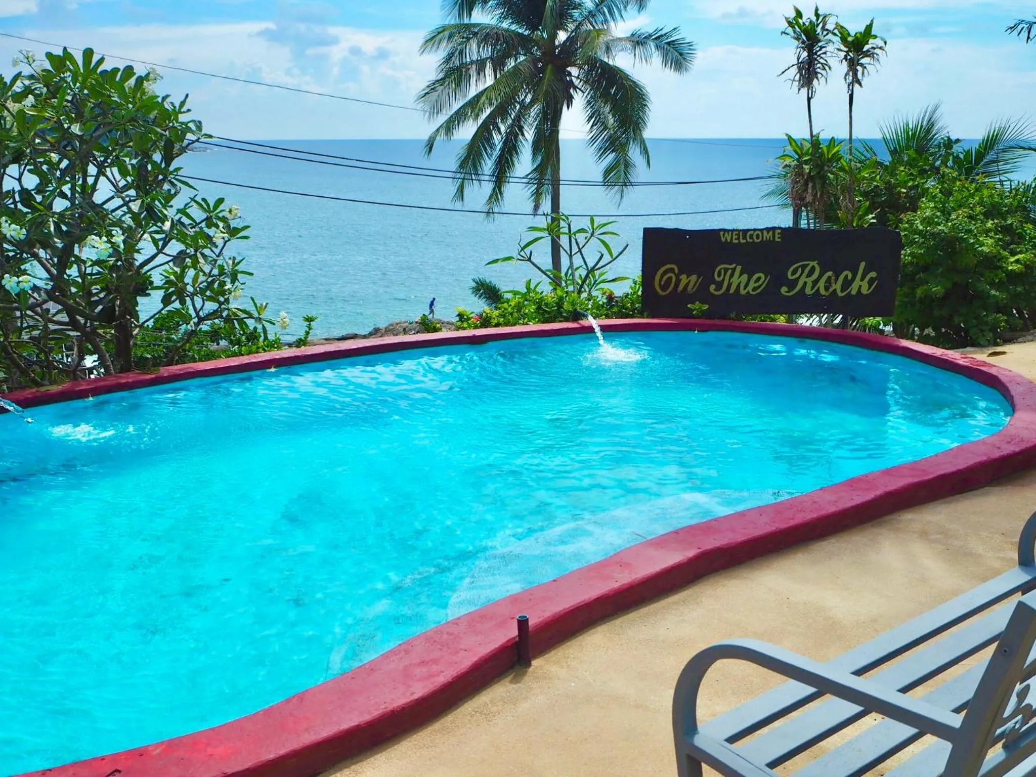 Day in Naiharn On The Rock Resort Phuket