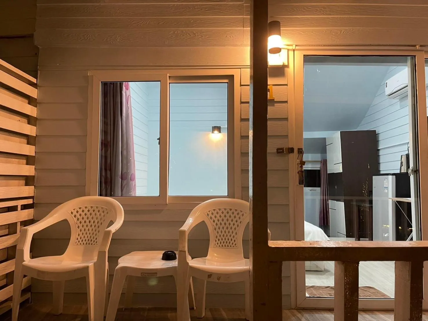 Naiharn On The Rock Resort Phuket