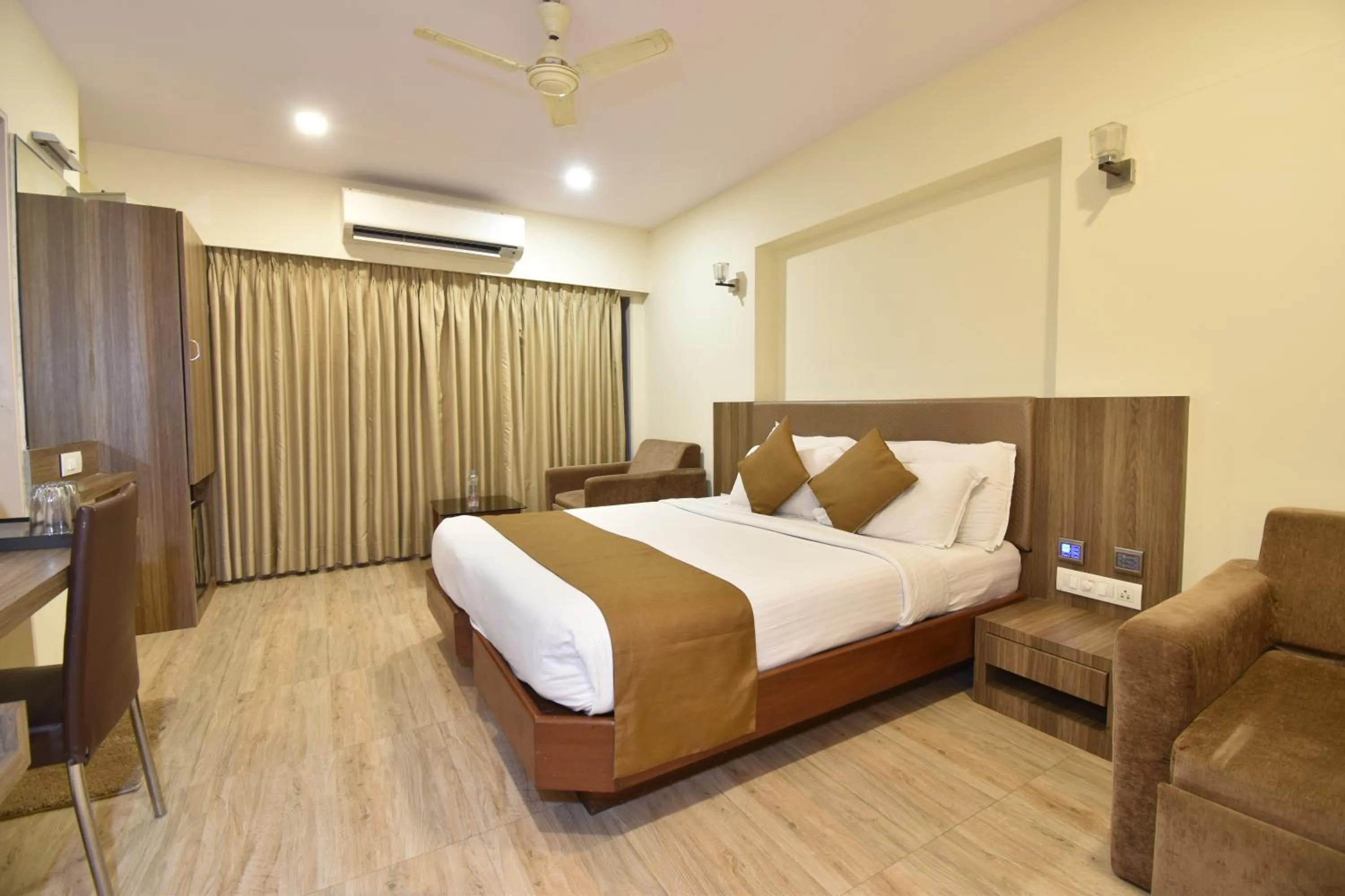 Bed in Hotel Atlantic