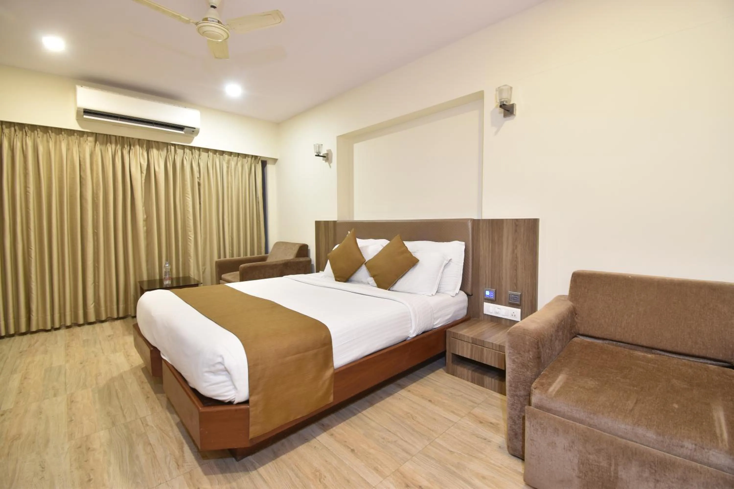 Bed in Hotel Atlantic