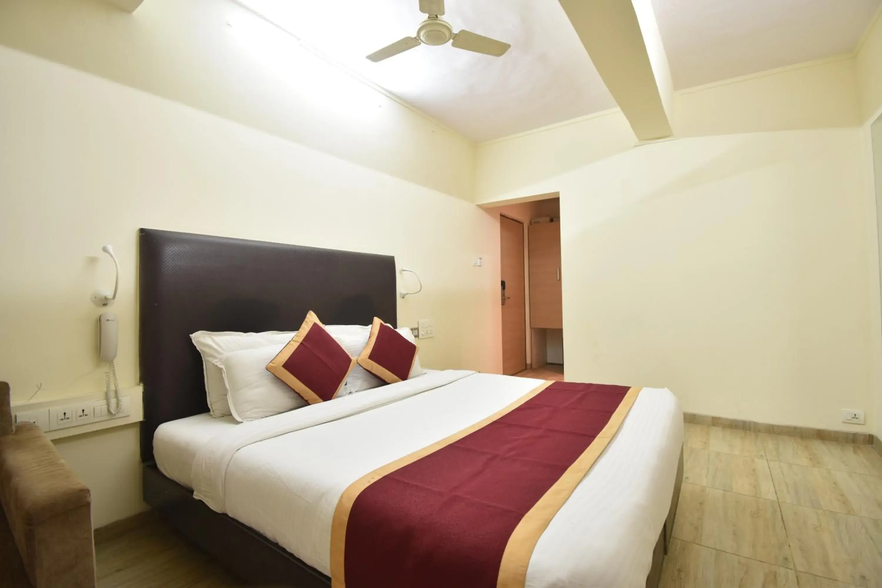 Deluxe Double Room with Sea View - single occupancy in Hotel Atlantic Deluxe Double Room with Sea View - single occupancy in Hotel Atlantic