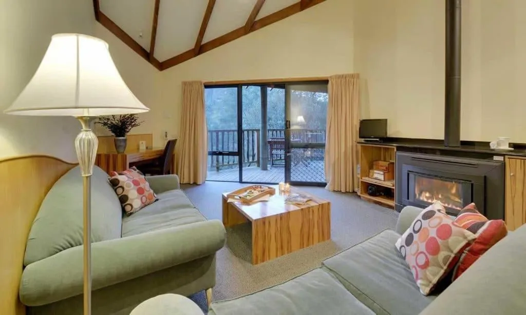 flat iron in Lemonthyme Wilderness Retreat