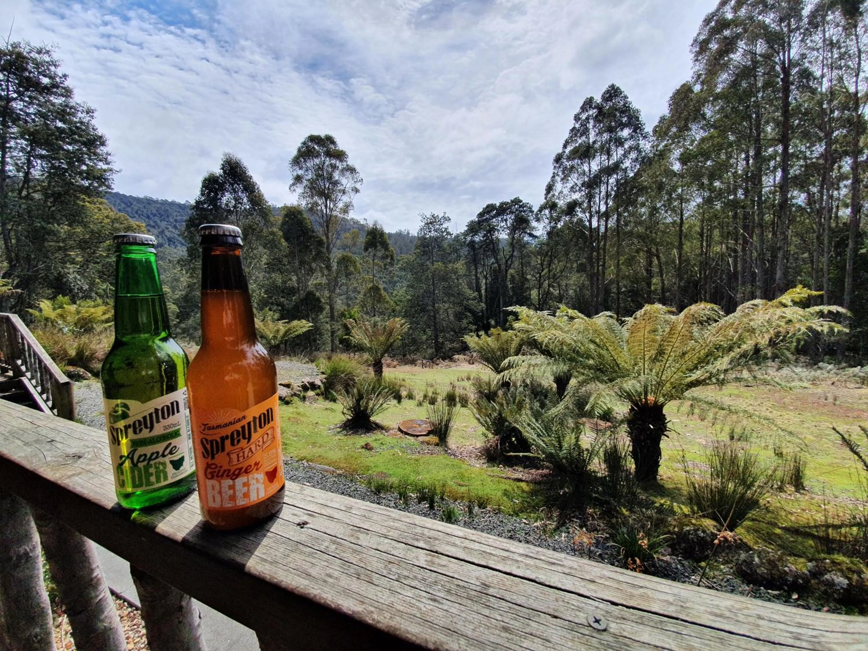 Natural landscape in Lemonthyme Wilderness Retreat