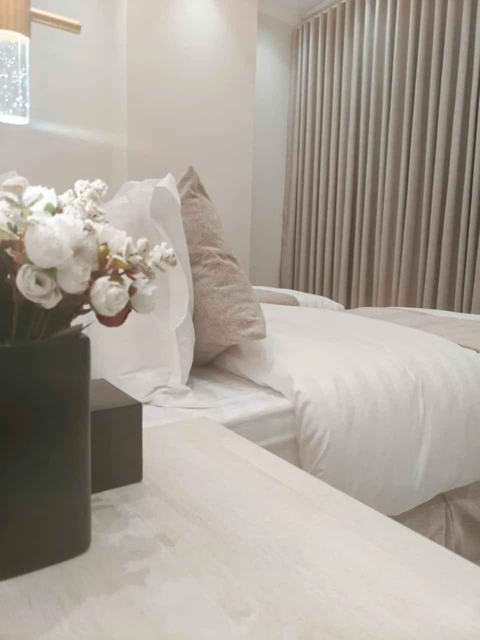 Bed in Burj Al Hayat Furnished Suites - Al Malaz