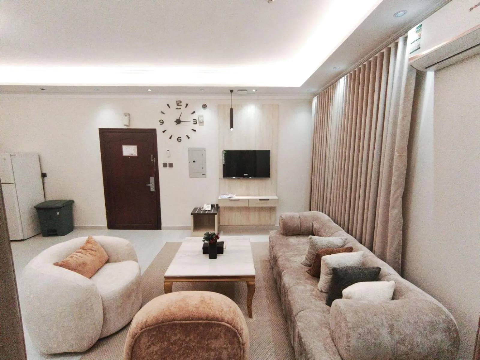 TV and multimedia in Burj Al Hayat Furnished Suites - Al Malaz