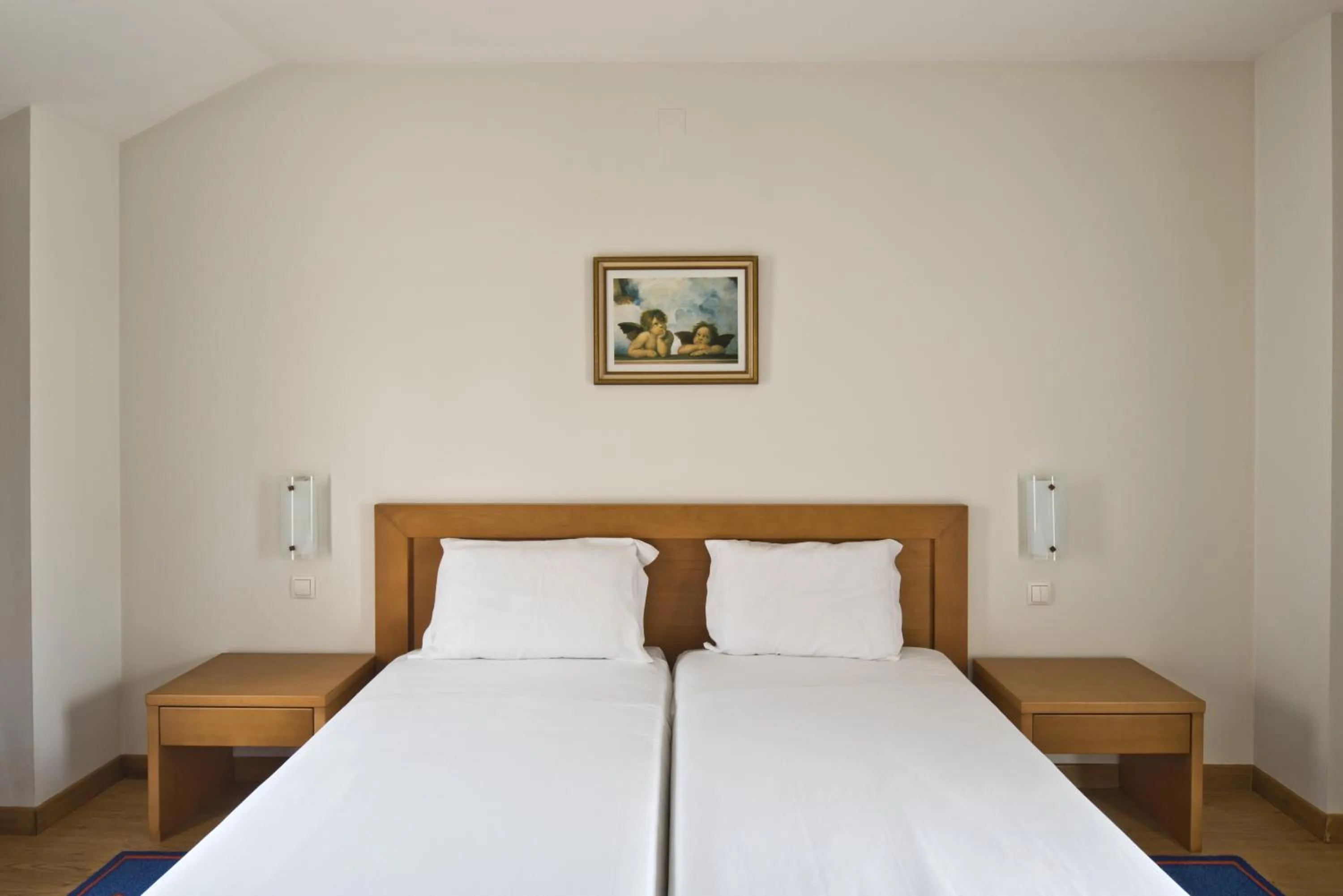 Bed in Lam Hotel Estarreja