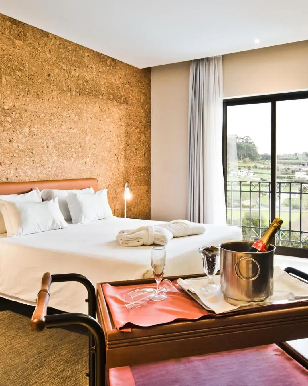 Special Offer - Double Room with Romantic Package in Lam Hotel Estarreja Special Offer - Double Room with Romantic Package in Lam Hotel Estarreja