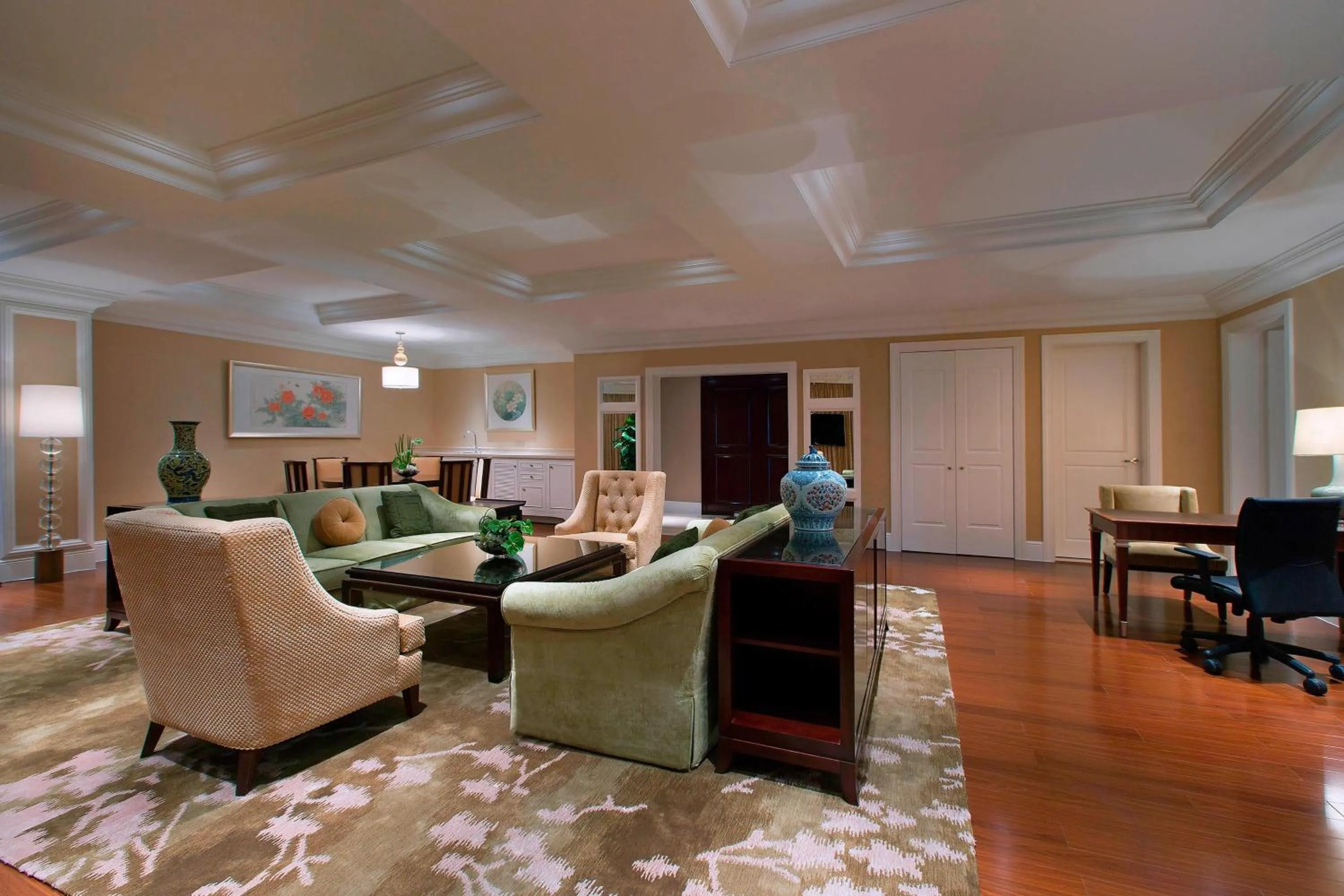 Living room in Sheraton Fuzhou Hotel