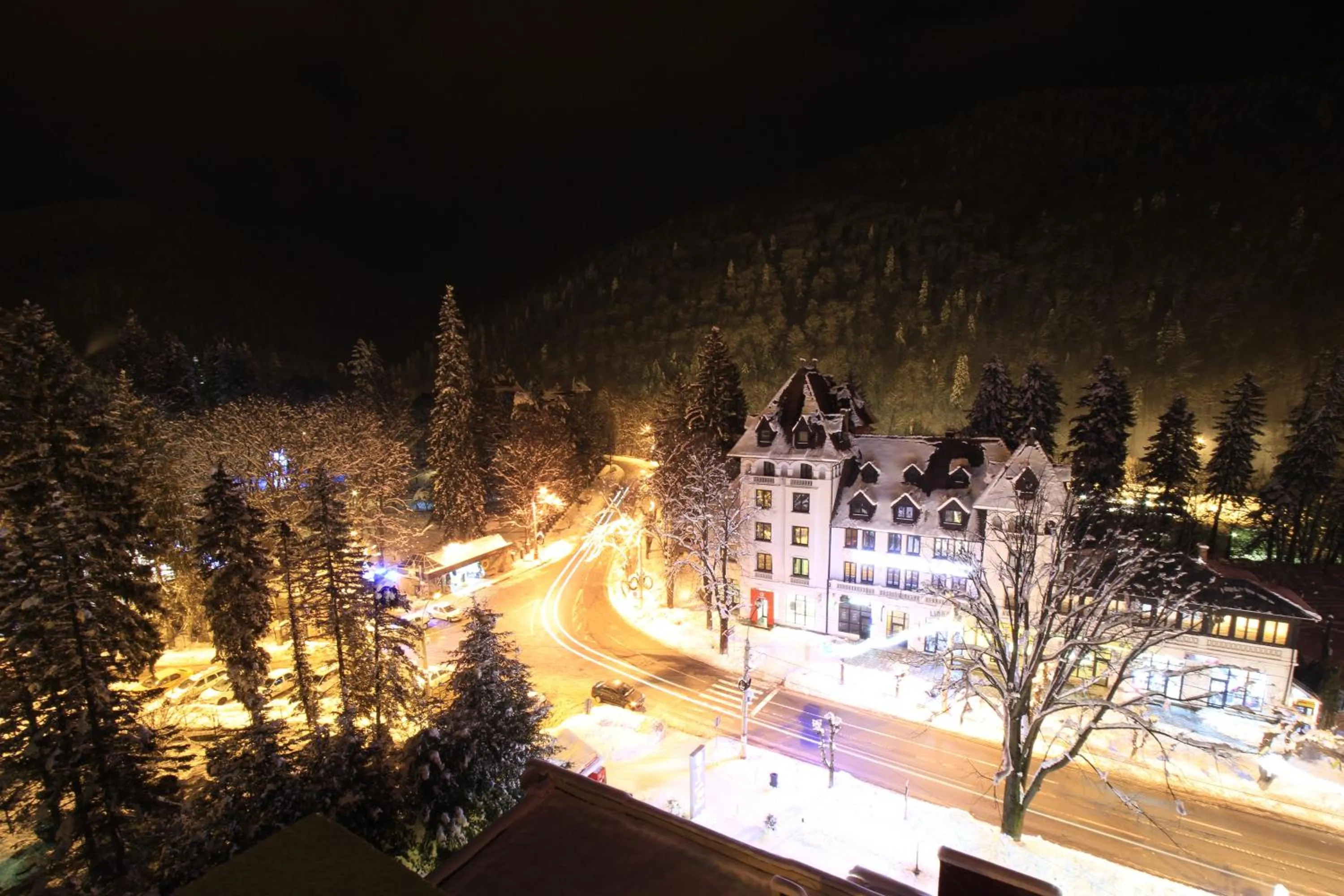 Night in Hotel Rina Cerbul