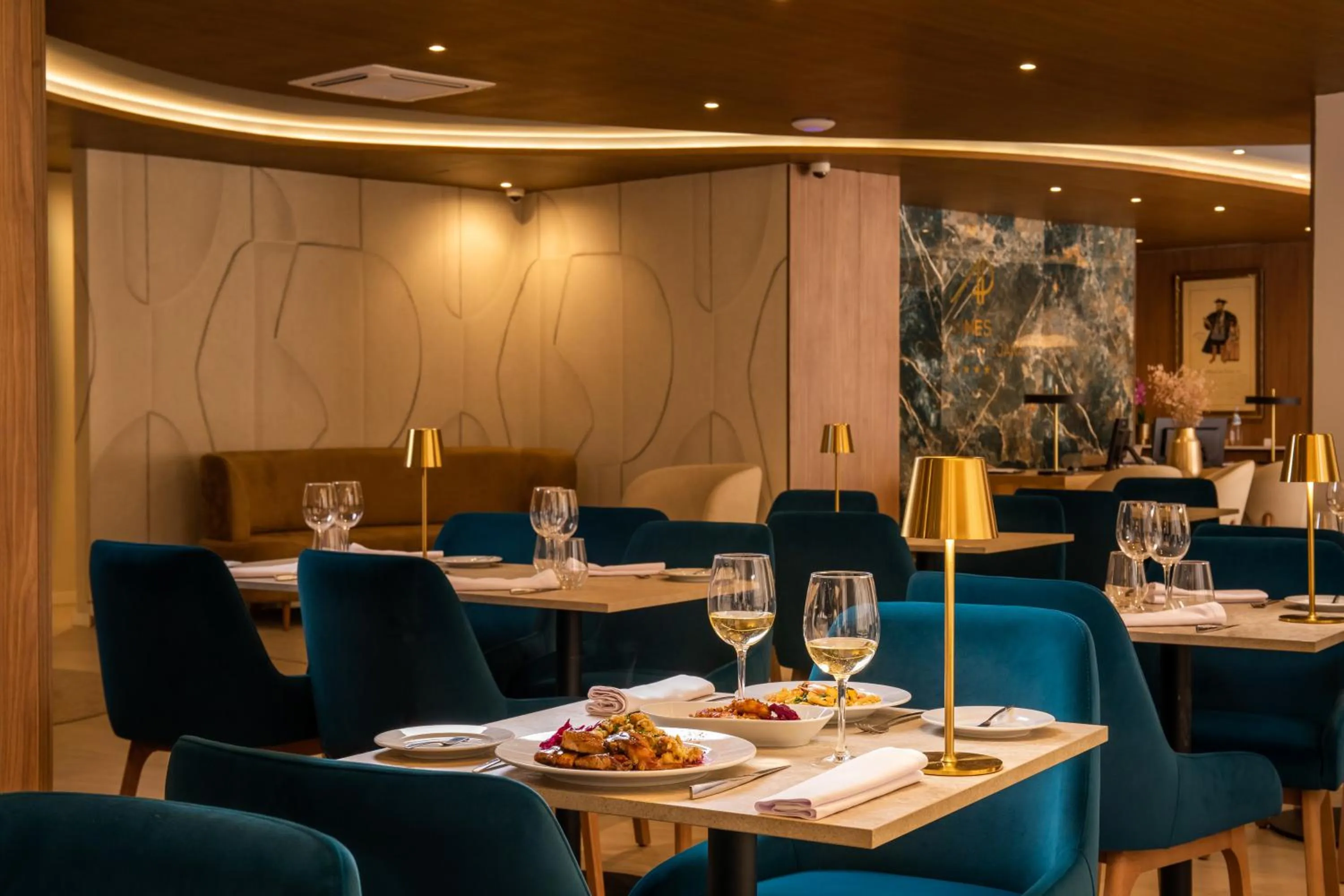 Restaurant/places to eat in AP Sines - Costa Alentejana