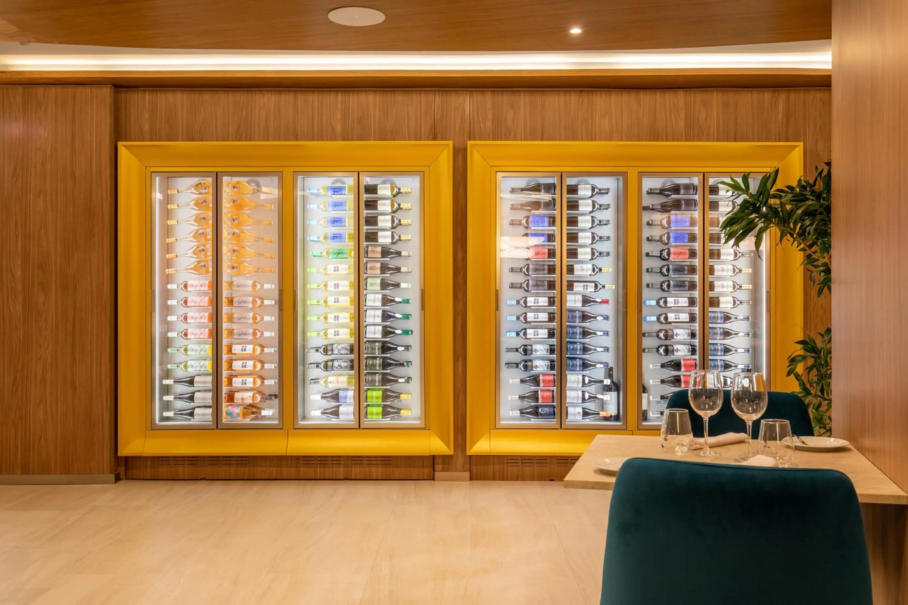 Restaurant/places to eat in AP Sines - Costa Alentejana