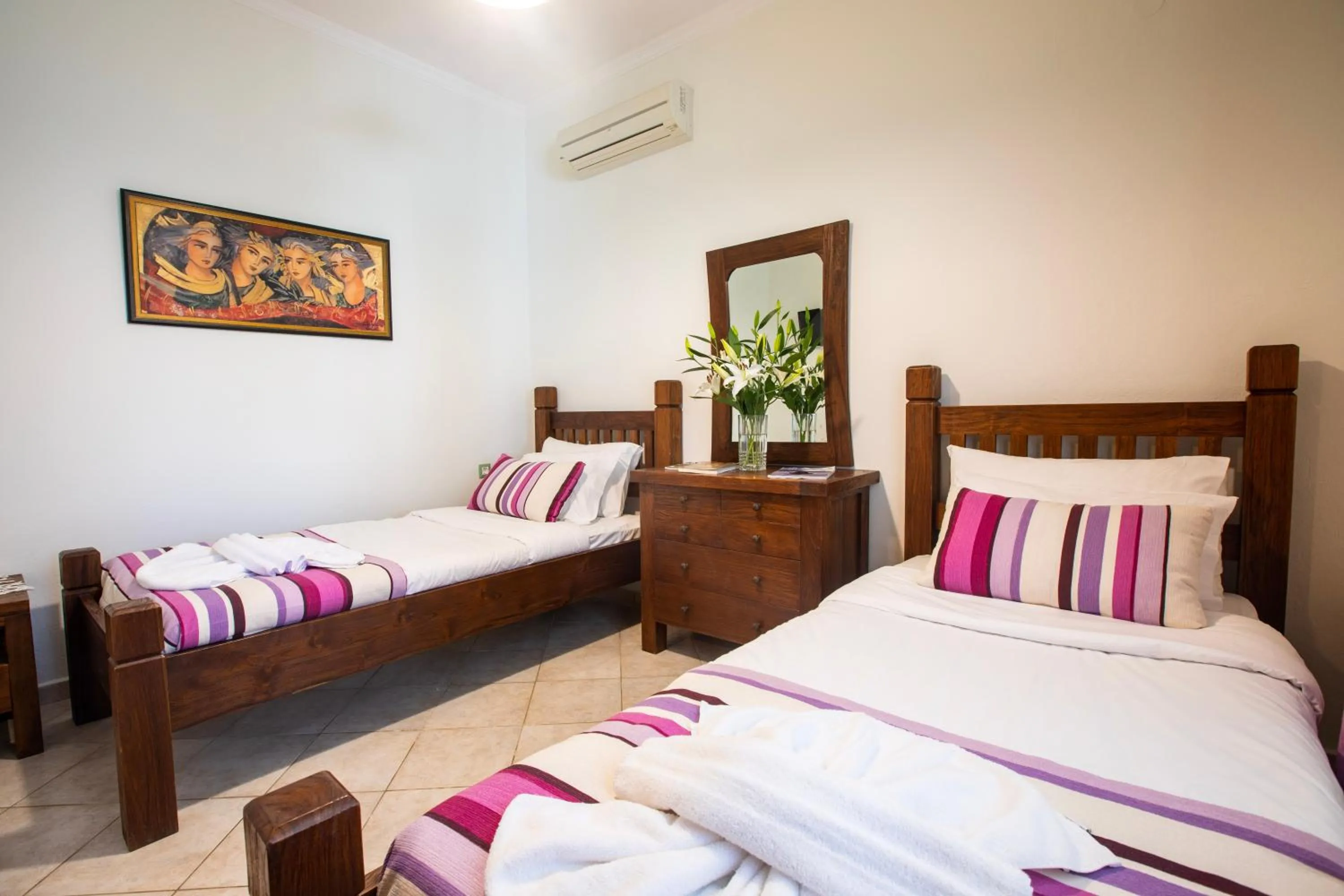 Bedroom, Bed in Kastro Apartments