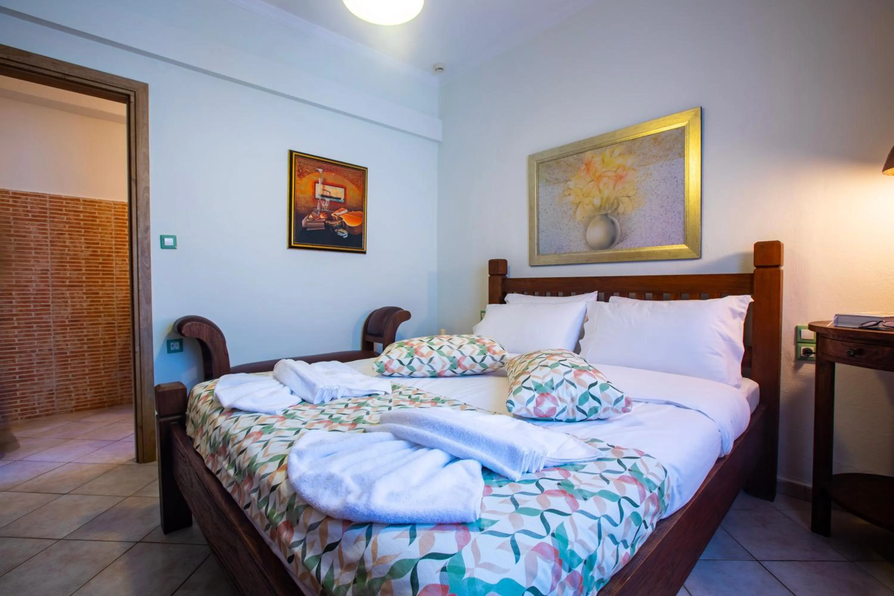 Bedroom, Bed in Kastro Apartments