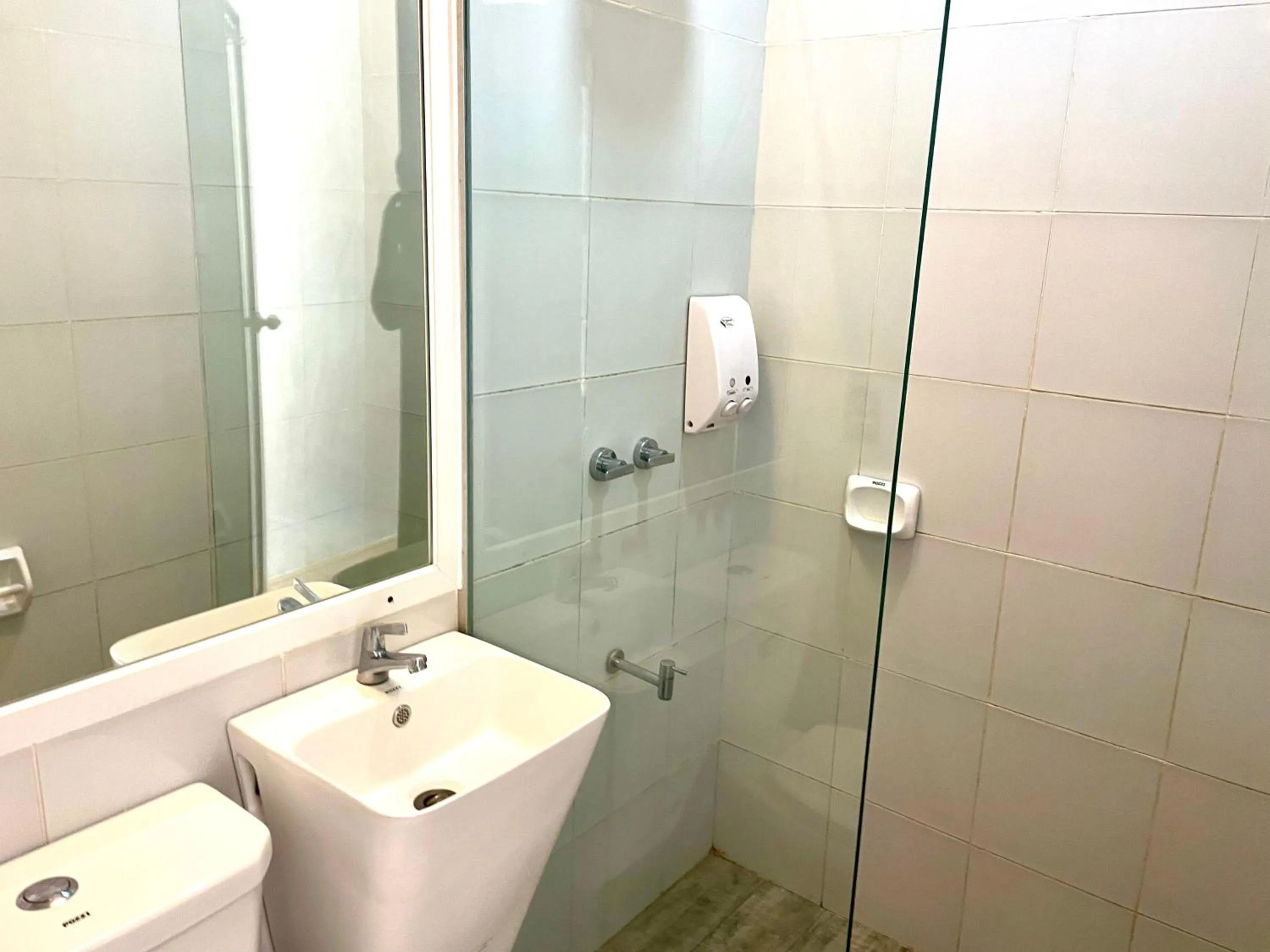 Bathroom in Mayumi Lodge